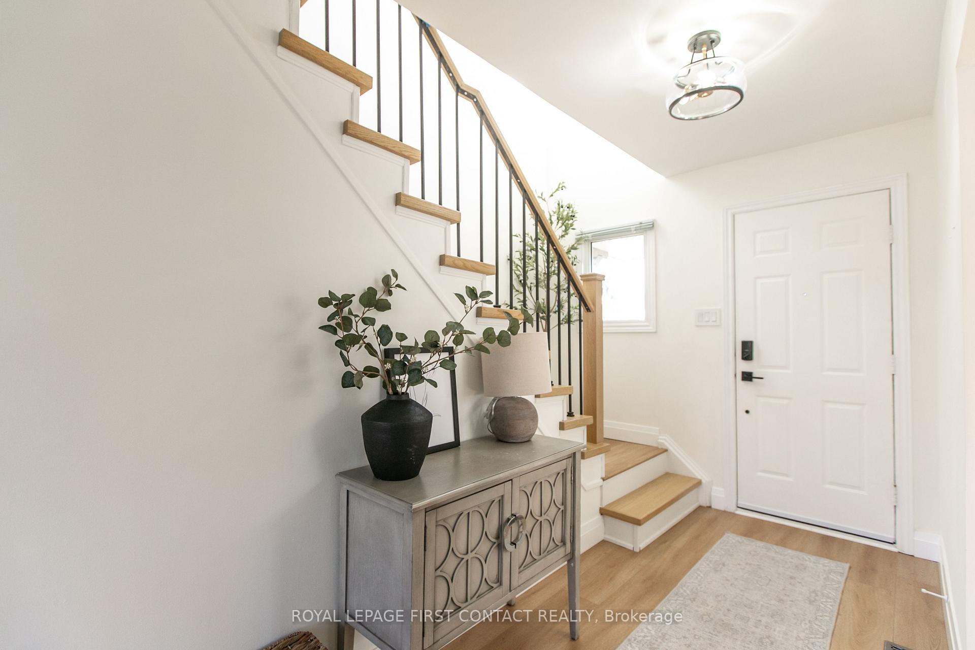 Photo 4 of 16 Hadden Crescent, Barrie, Cundles East — HOMEH