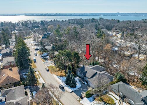 Photo 4 of 846 Partridge Drive, Burlington, LaSalle — HOMEH