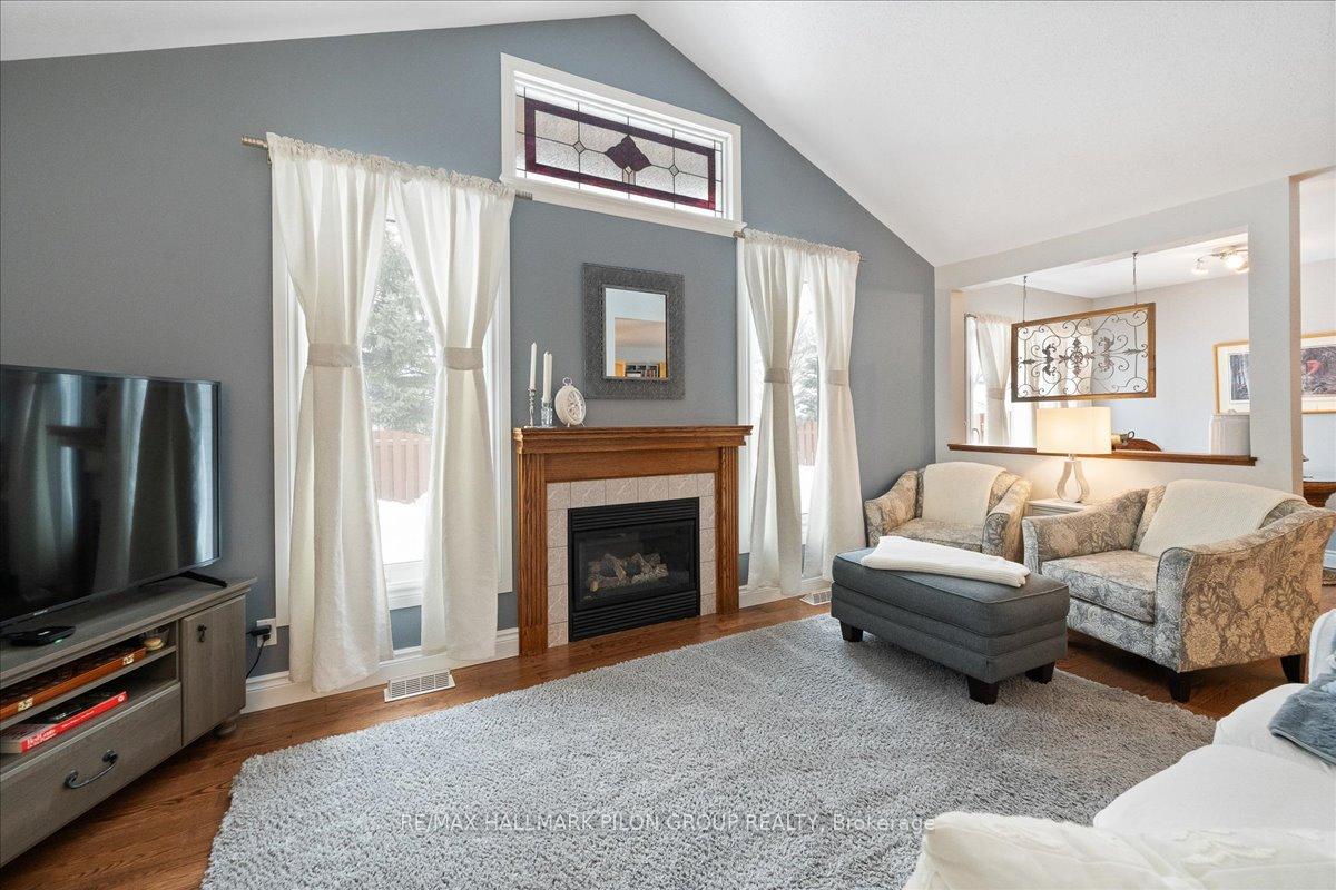 Photo 13 of 185 Redpath Drive, Ottawa, Barrhaven East — HOMEH