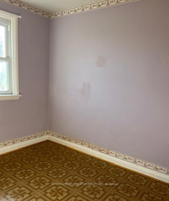 Photo 17 of 75 Kawartha Avenue, Oshawa, Lakeview — HOMEH