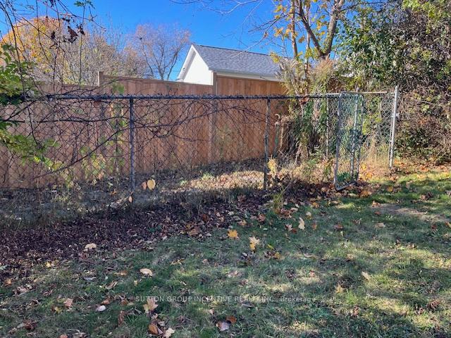 Photo 29 of 75 Kawartha Avenue, Oshawa, Lakeview — HOMEH