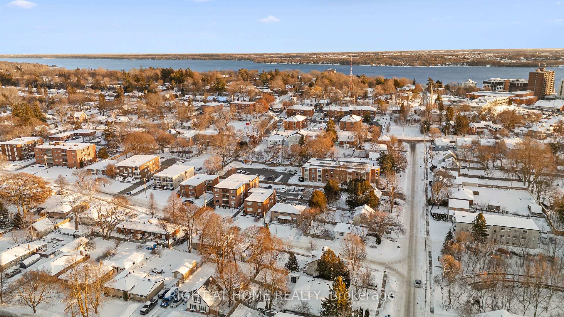 Photo 2 of 5 Queen Street, Barrie, Codrington — HOMEH