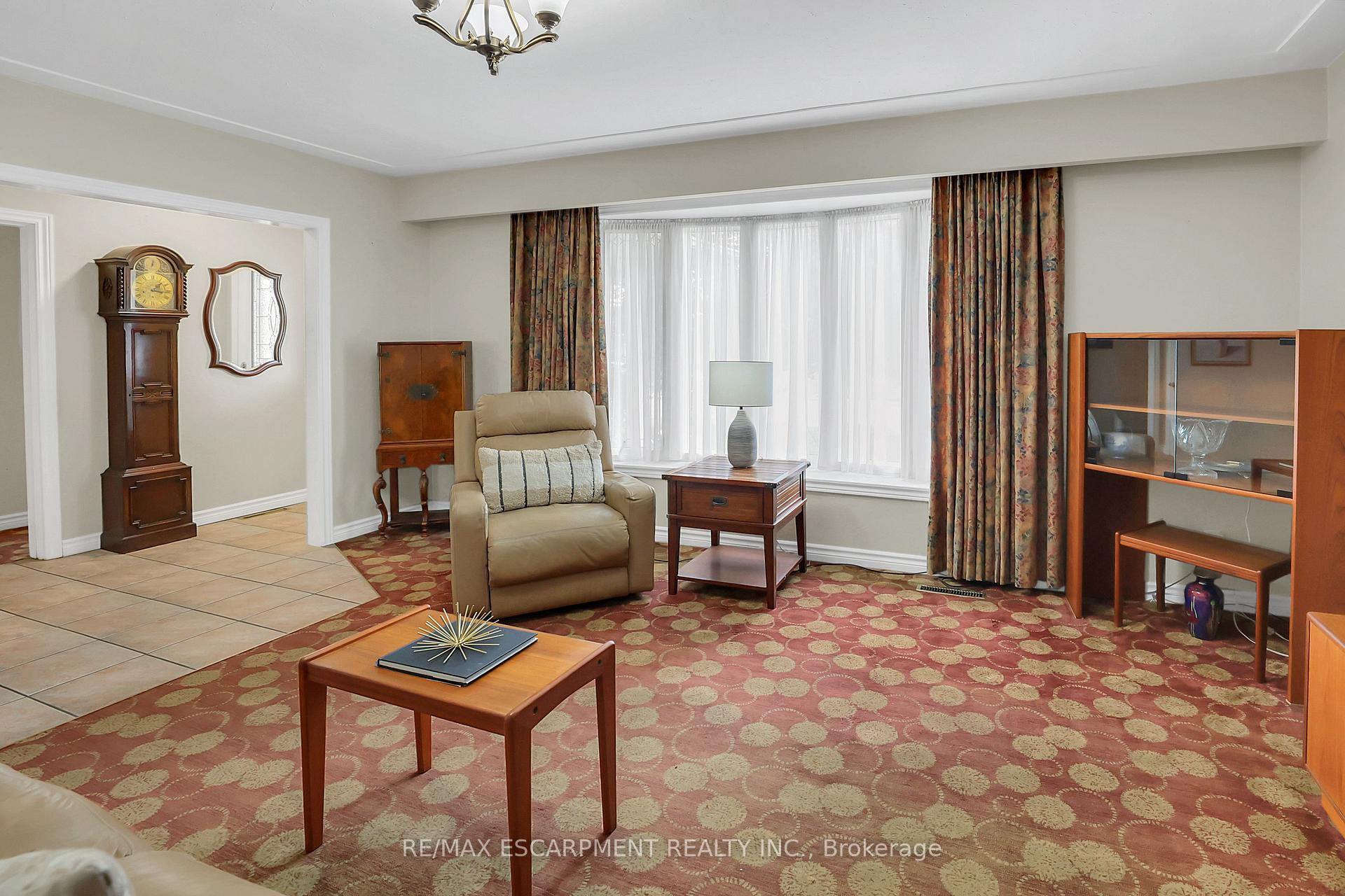 Photo 21 of 95 Mountain Avenue N, Hamilton, Stoney Creek — HOMEH