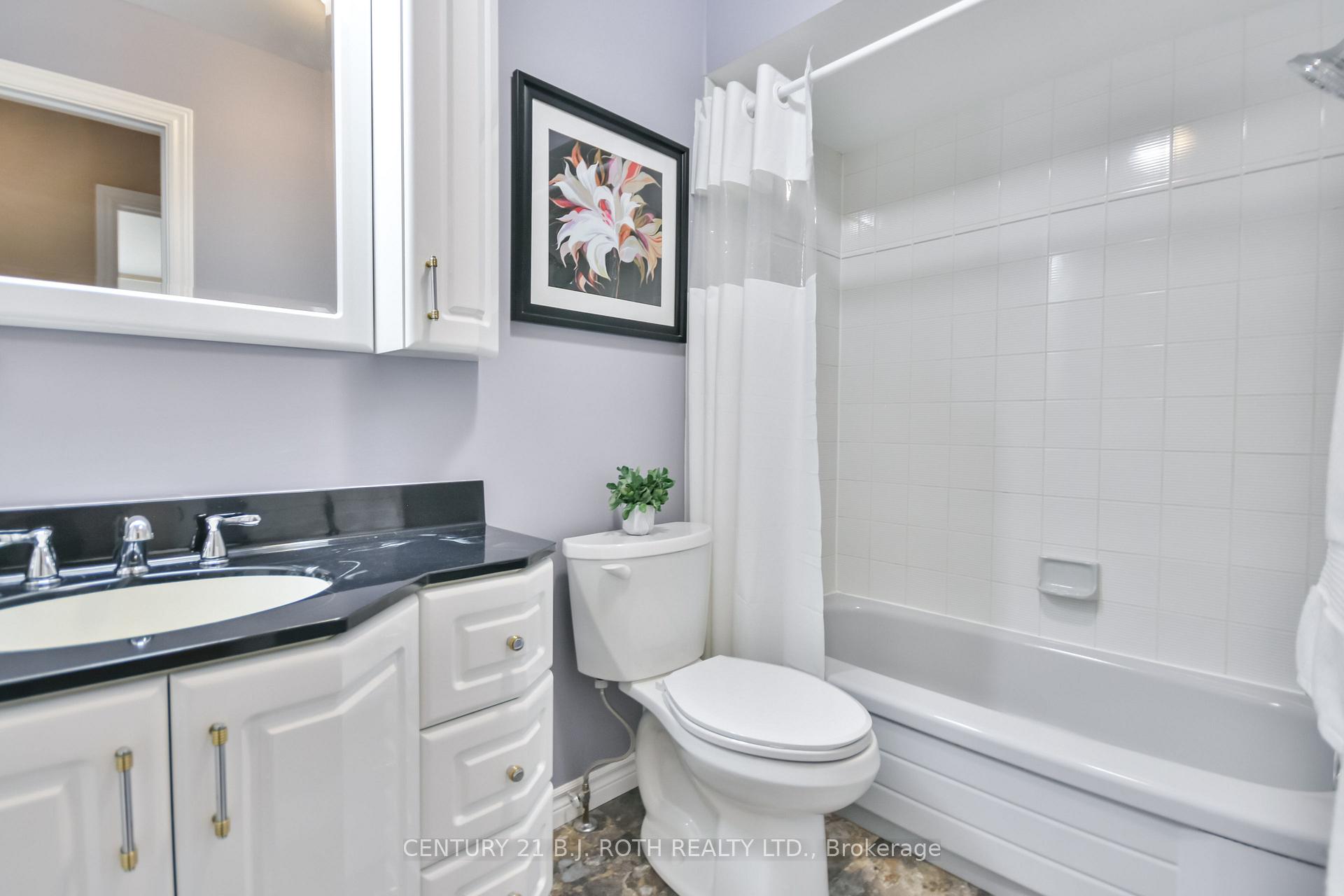 Photo 18 of 394 Anne Street N, Barrie, West Bayfield — HOMEH