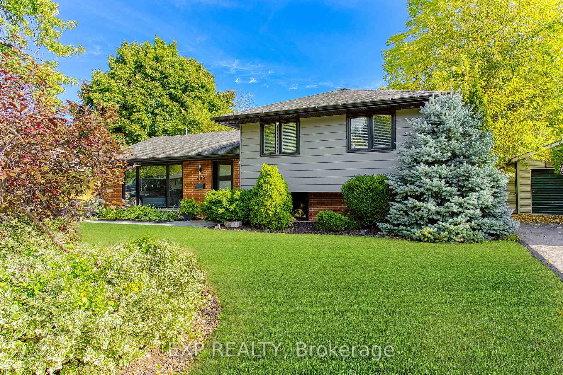 Photo 2 of 409 Erindale Drive, Burlington, Appleby — HOMEH