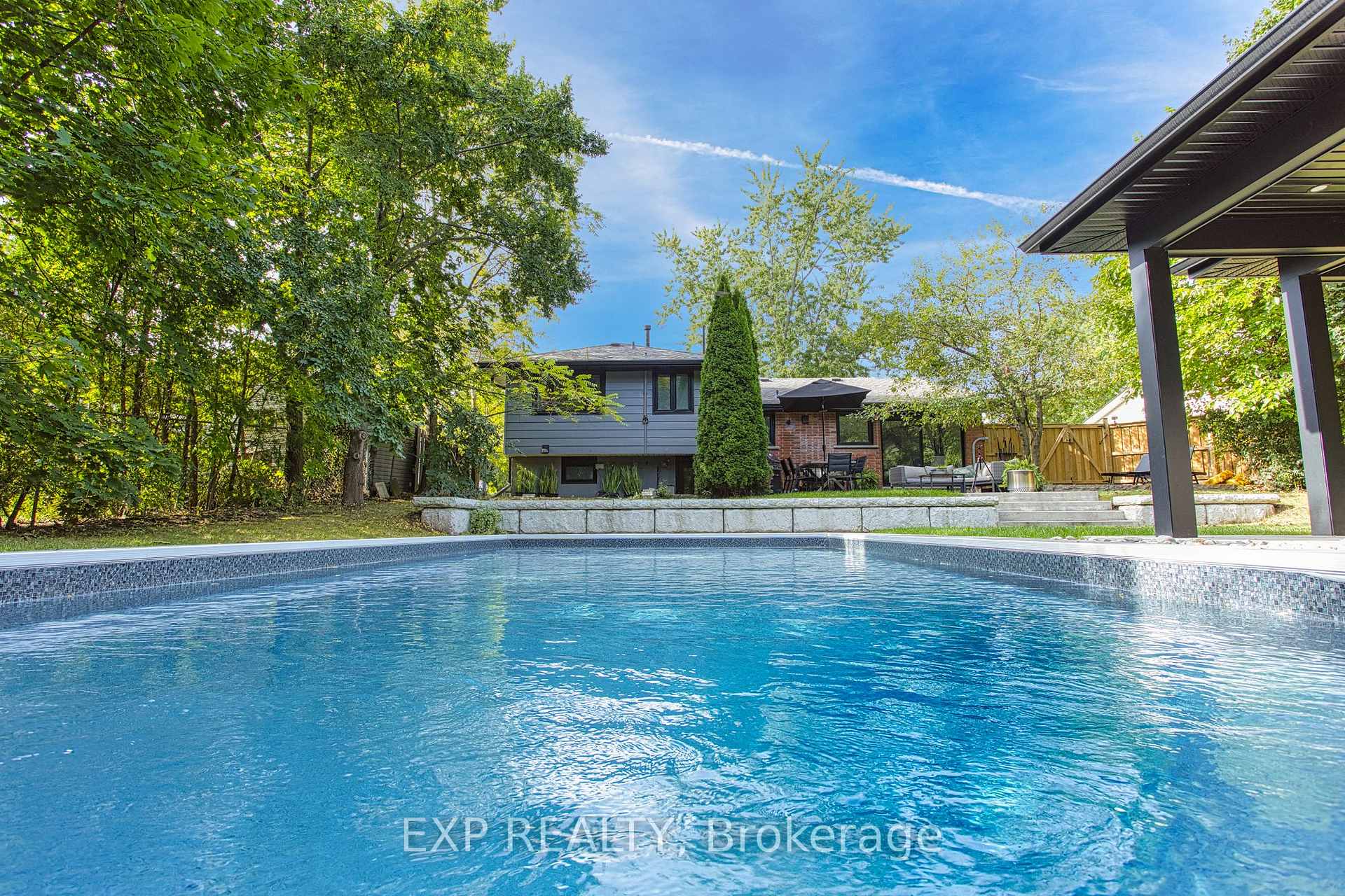 Photo 44 of 409 Erindale Drive, Burlington, Appleby — HOMEH