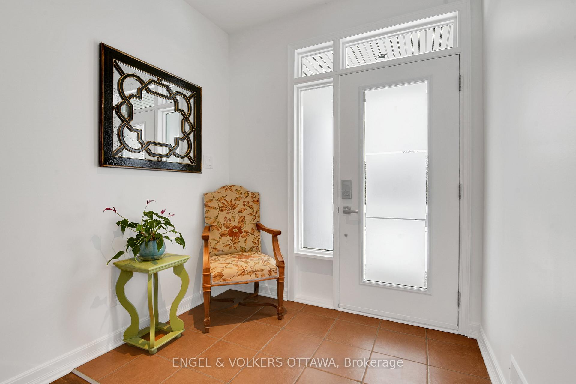 Photo 4 of 553 Kilbirnie Drive, Ottawa, Barrhaven - Stonebridge — HOMEH