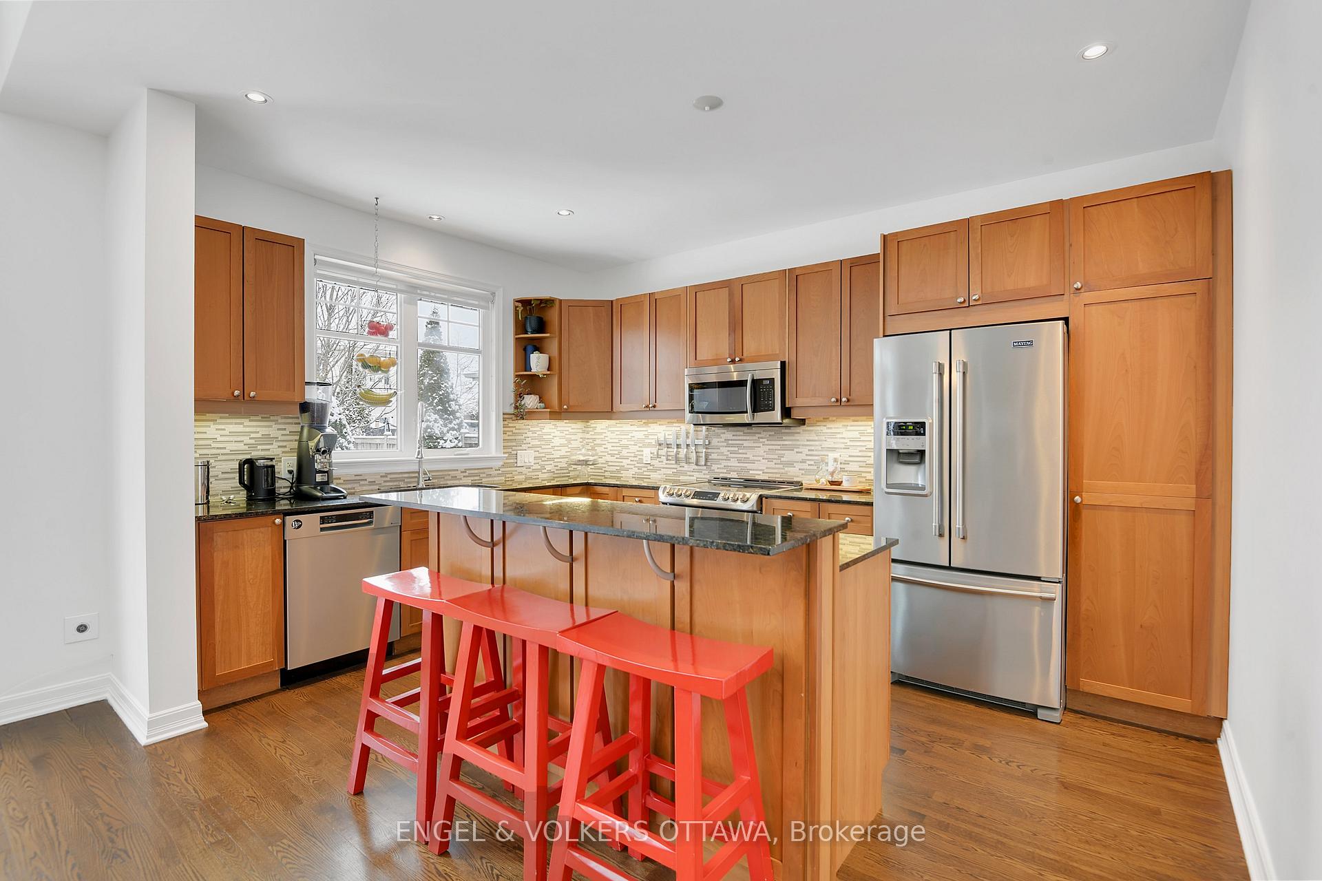 Photo 15 of 553 Kilbirnie Drive, Ottawa, Barrhaven - Stonebridge — HOMEH
