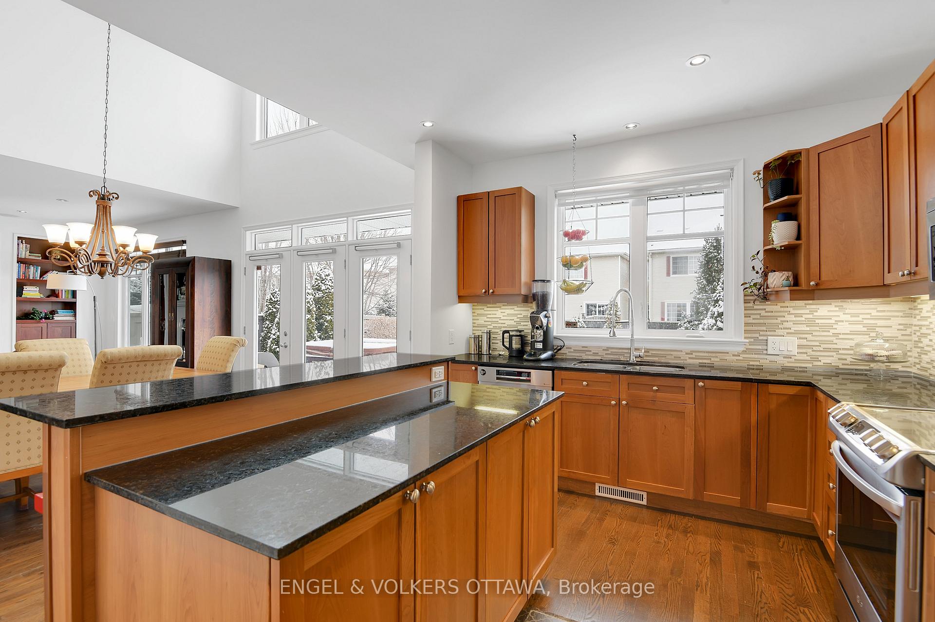 Photo 17 of 553 Kilbirnie Drive, Ottawa, Barrhaven - Stonebridge — HOMEH