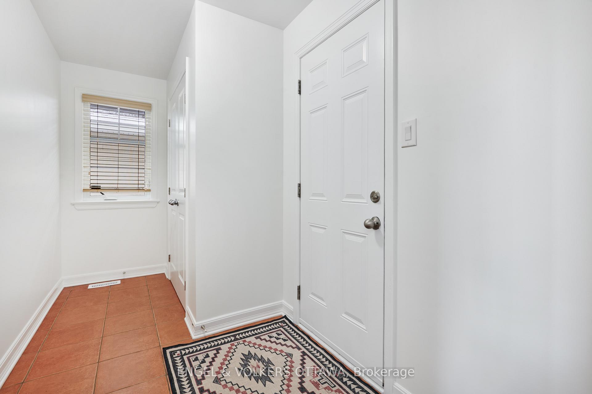 Photo 18 of 553 Kilbirnie Drive, Ottawa, Barrhaven - Stonebridge — HOMEH