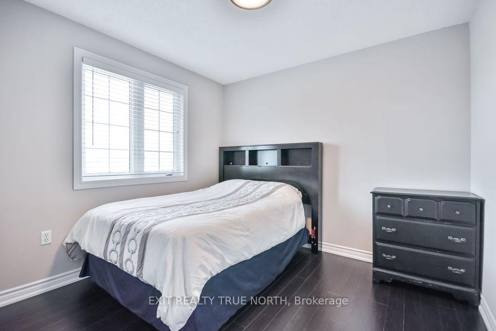 Photo 14 of 37 Pass Court, Barrie, Ardagh — HOMEH