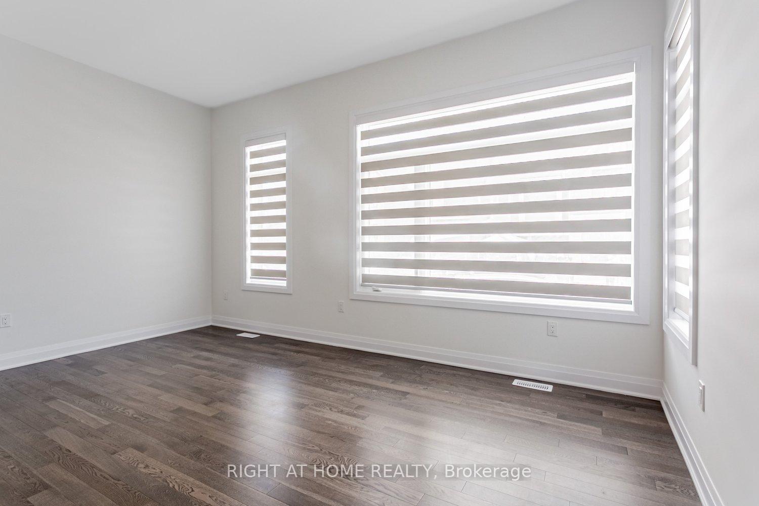 Photo 3 of 13 Oceanic Avenue, Brampton, Northwest Brampton — HOMEH