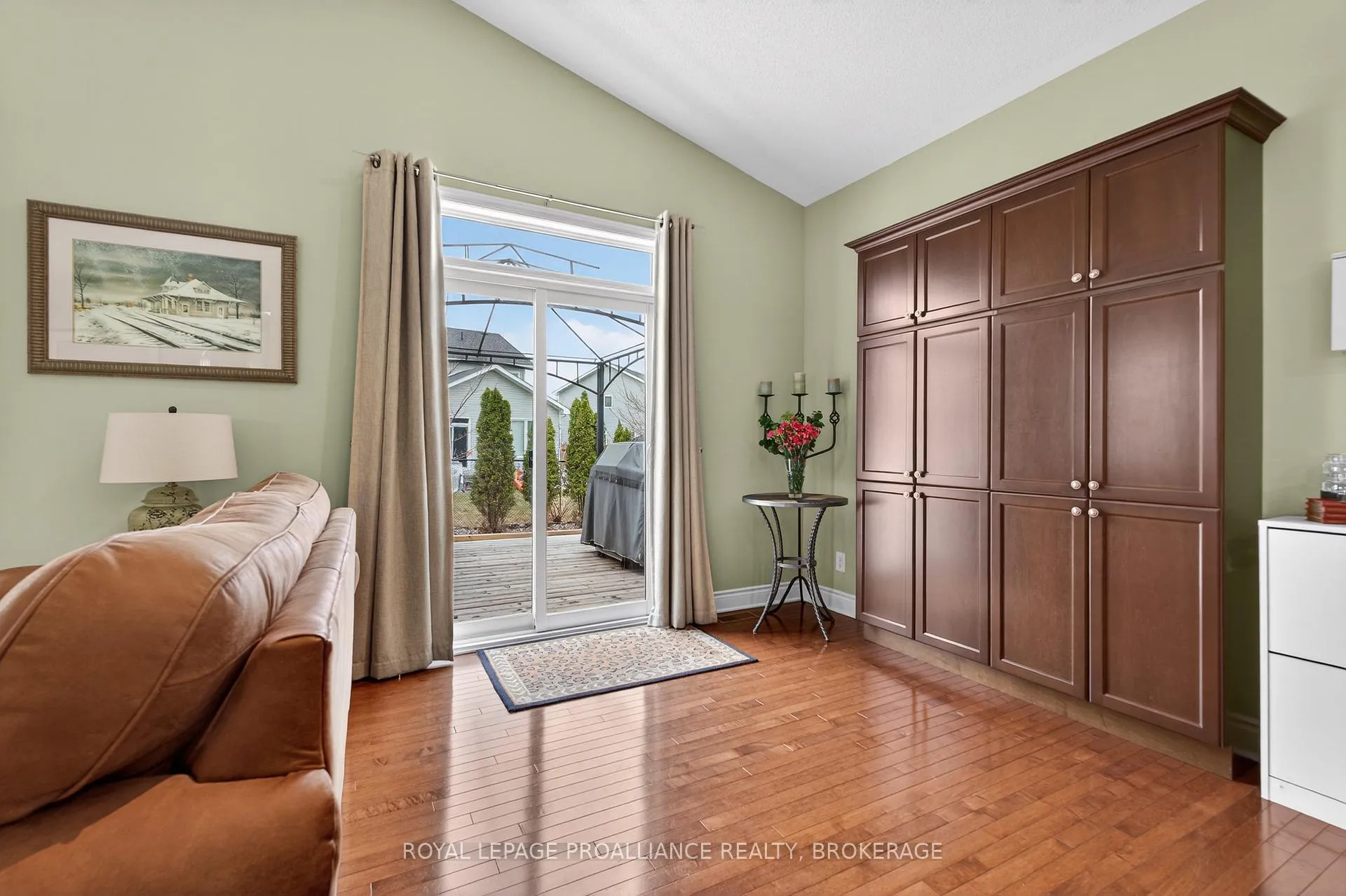 Photo 11 of 1433 Evergreen Drive, Kingston, City Northwest — HOMEH