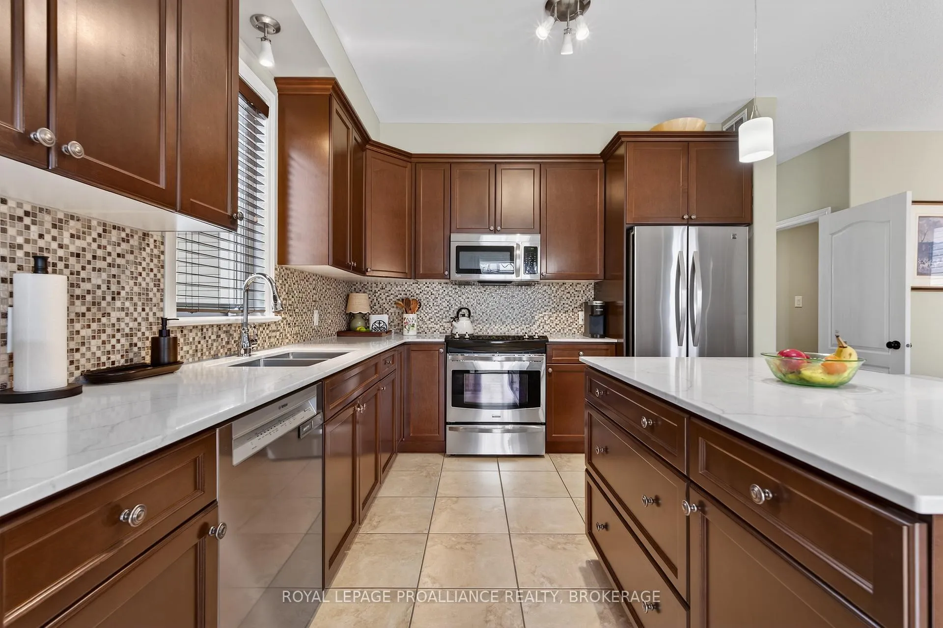 Photo 12 of 1433 Evergreen Drive, Kingston, City Northwest — HOMEH
