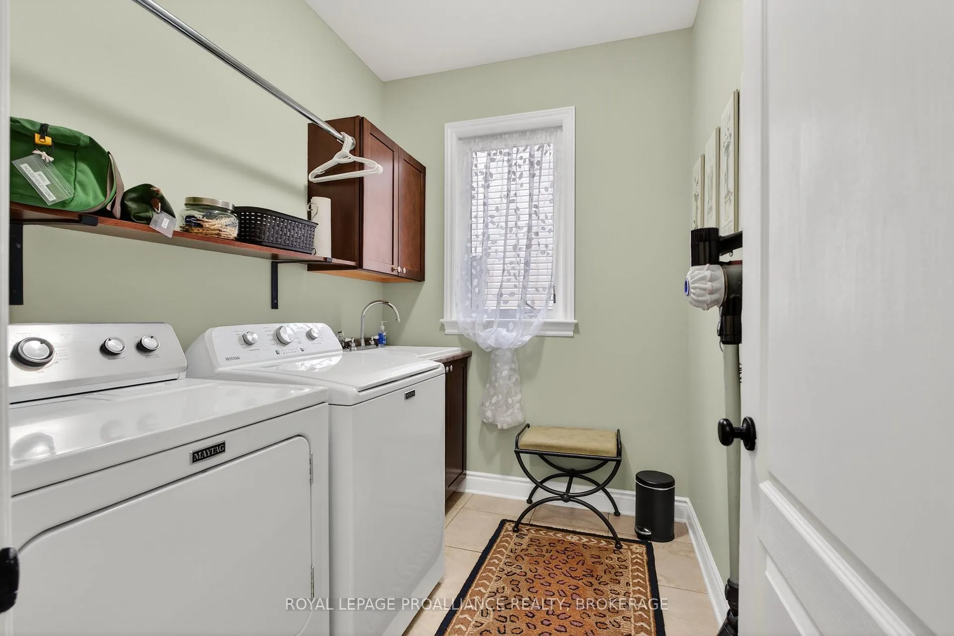 Photo 18 of 1433 Evergreen Drive, Kingston, City Northwest — HOMEH