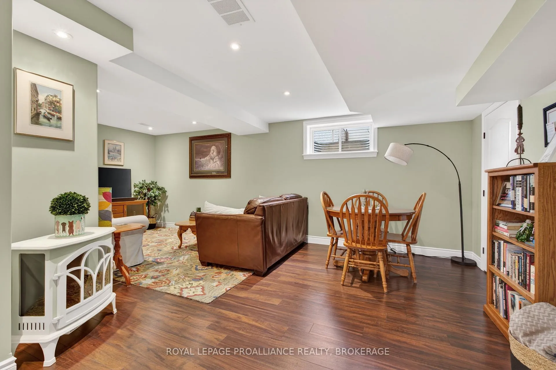 Photo 31 of 1433 Evergreen Drive, Kingston, City Northwest — HOMEH