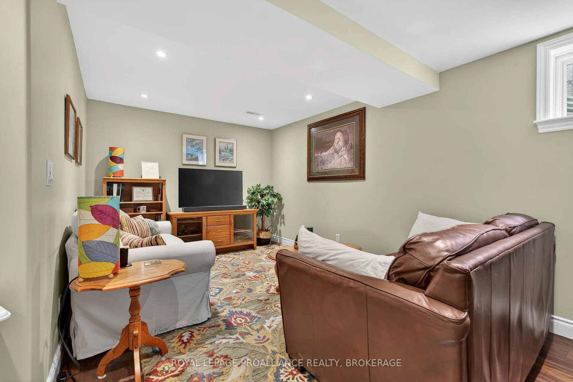 Photo 33 of 1433 Evergreen Drive, Kingston, City Northwest — HOMEH