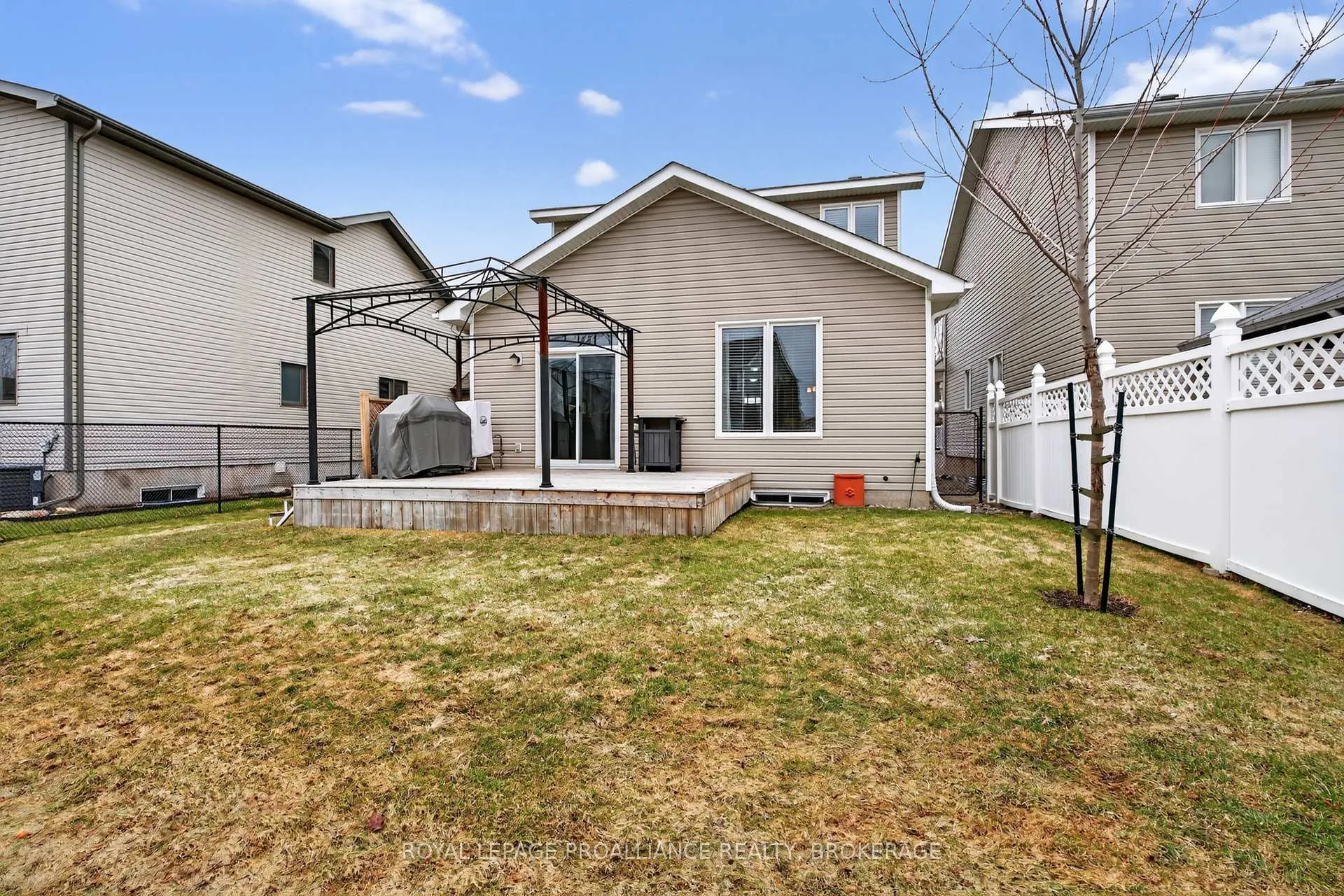 Photo 38 of 1433 Evergreen Drive, Kingston, City Northwest — HOMEH