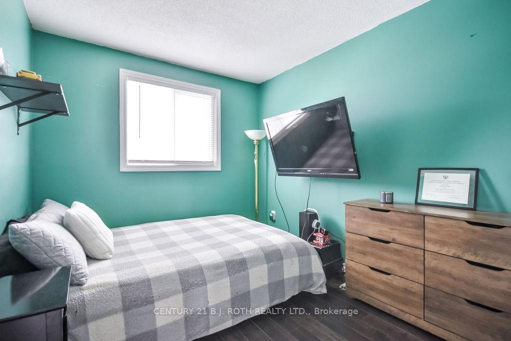 Photo 13 of 53 Gosney Crescent, Barrie, Painswick North — HOMEH