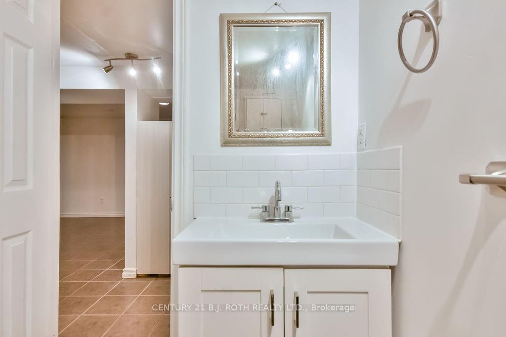 Photo 19 of 53 Gosney Crescent, Barrie, Painswick North — HOMEH