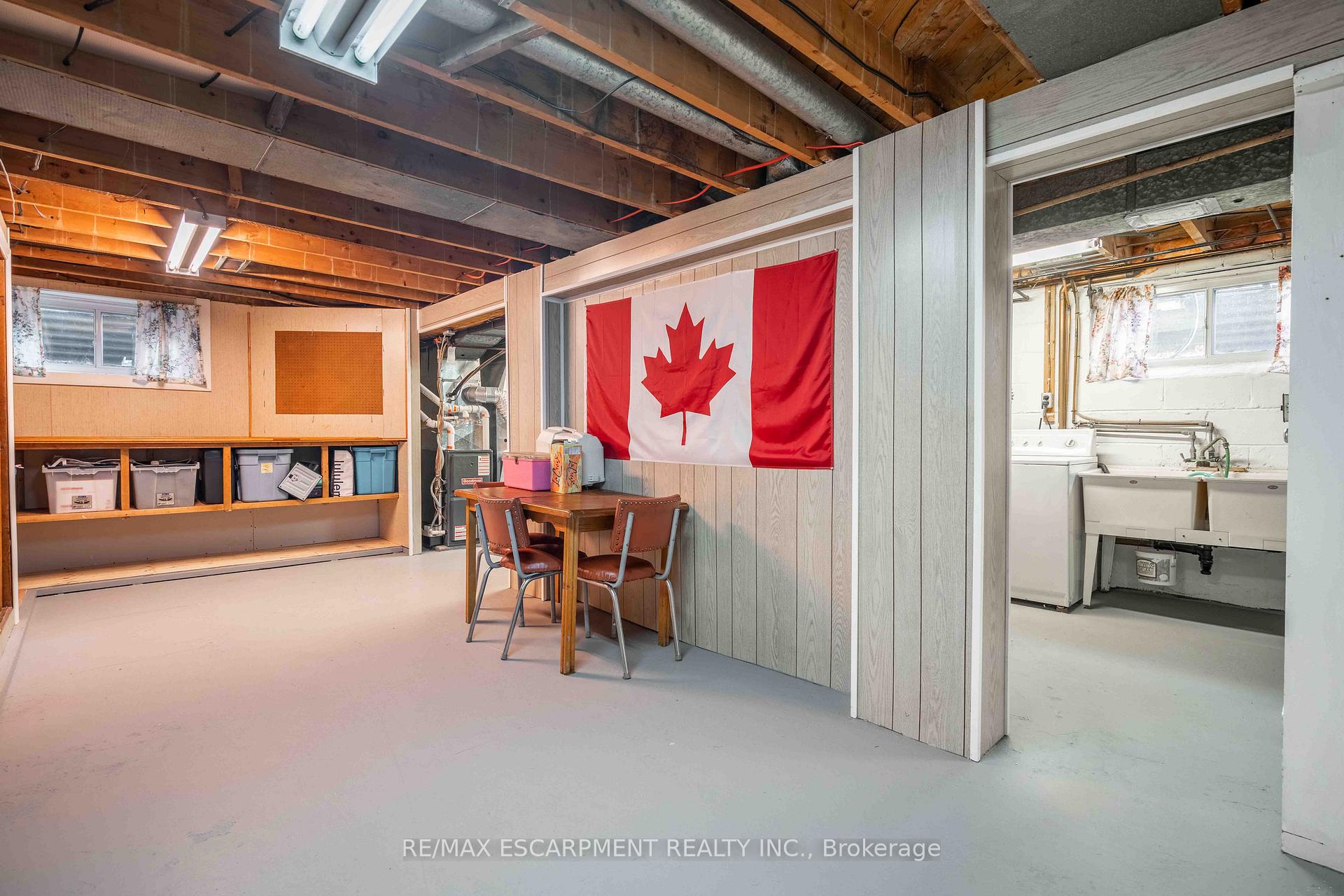 Photo 21 of 1391 Augustine Drive, Burlington, Mountainside — HOMEH