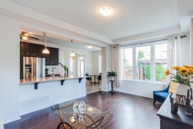 Photo 8 of 290 Thomas Phillips Drive, Aurora, Rural Aurora — HOMEH