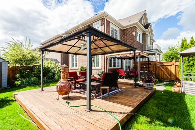 Photo 16 of 290 Thomas Phillips Drive, Aurora, Rural Aurora — HOMEH