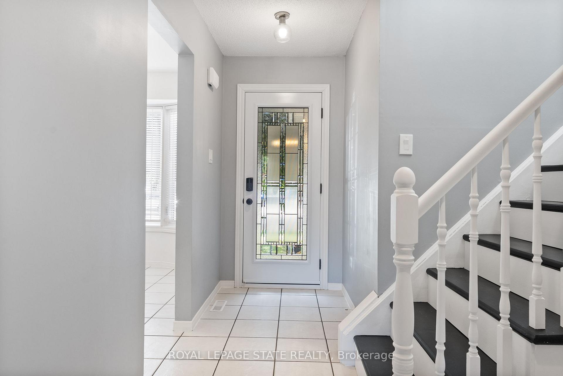 Photo 6 of 126 Charing Drive, Hamilton, Rushdale — HOMEH
