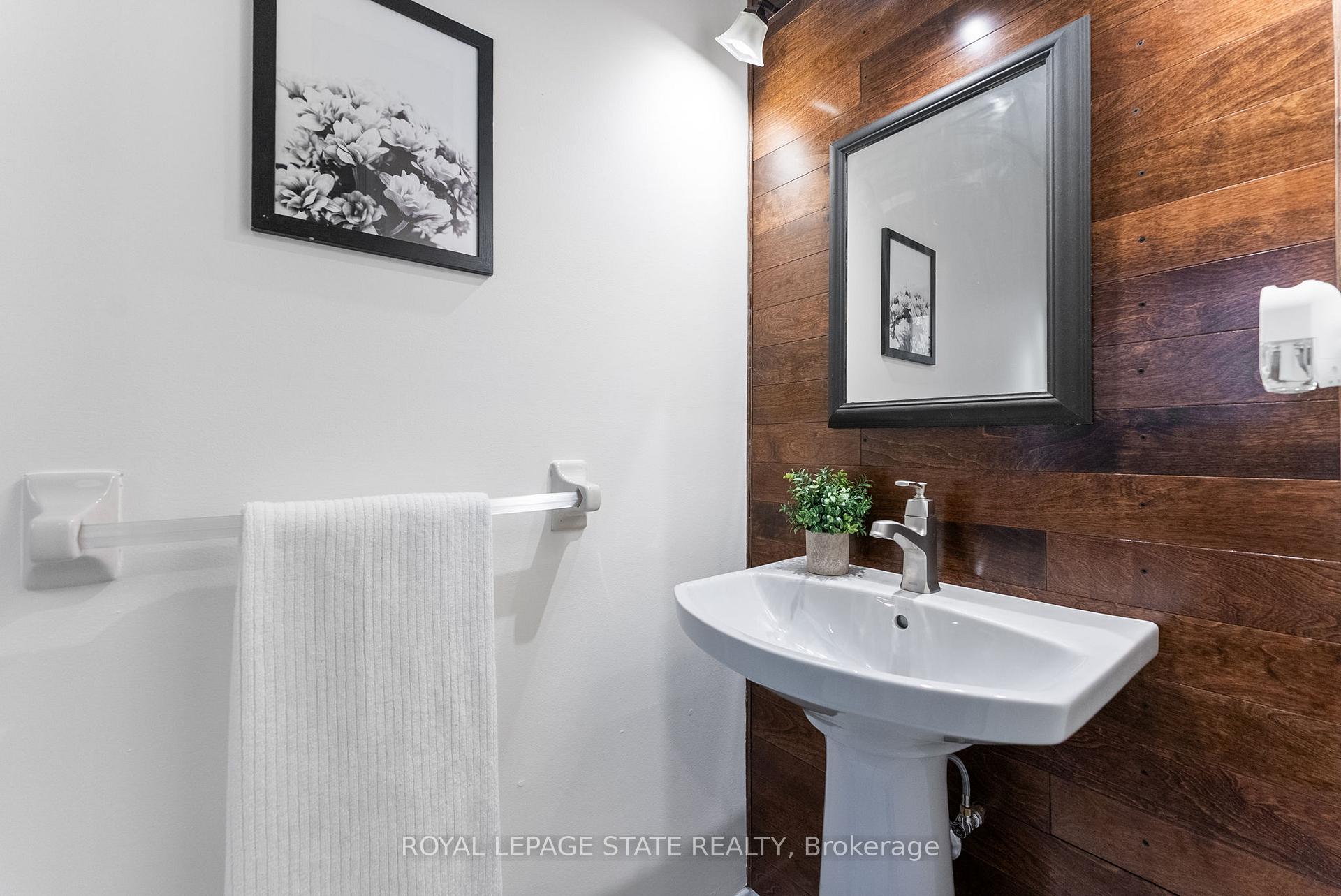 Photo 30 of 126 Charing Drive, Hamilton, Rushdale — HOMEH