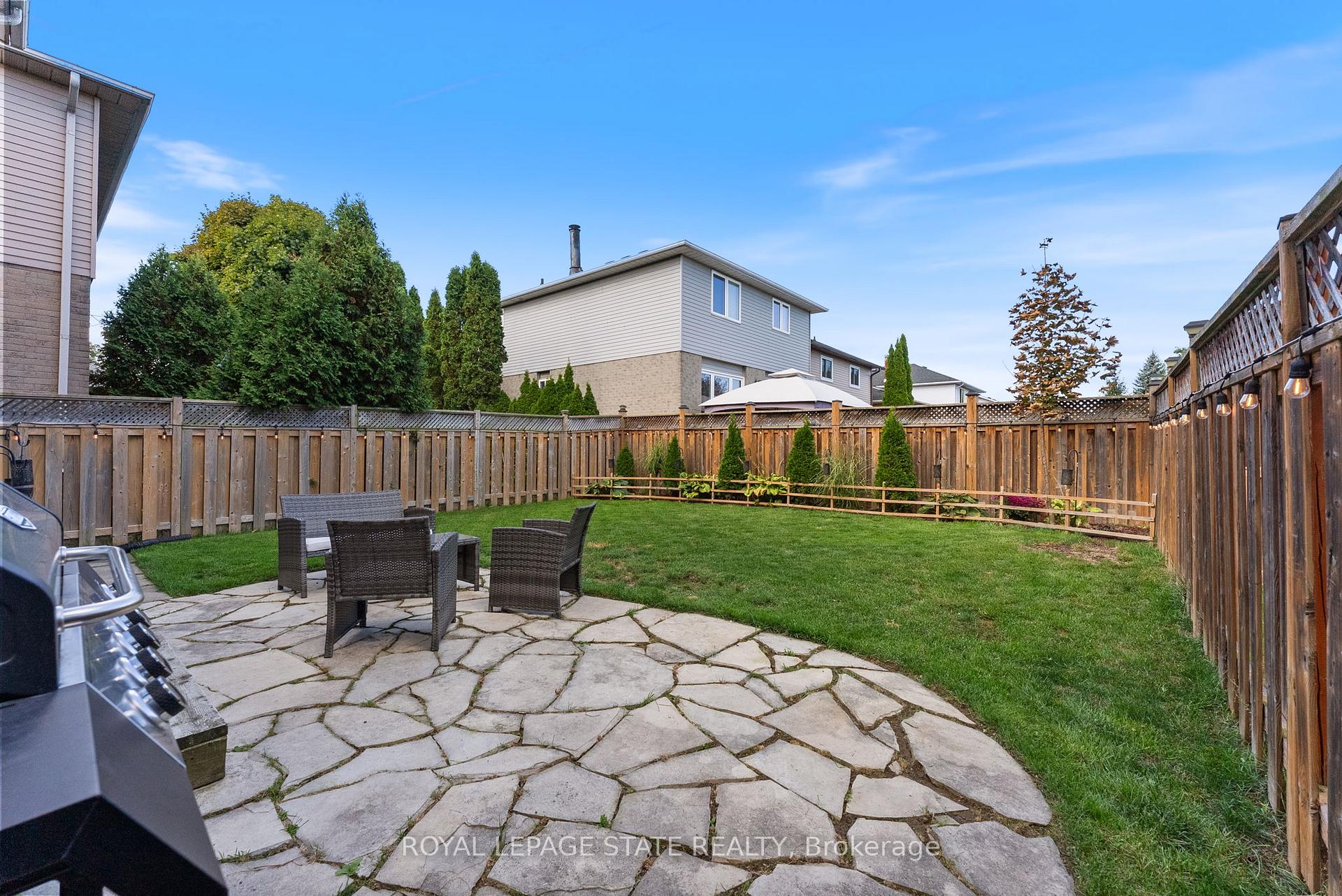 Photo 40 of 126 Charing Drive, Hamilton, Rushdale — HOMEH