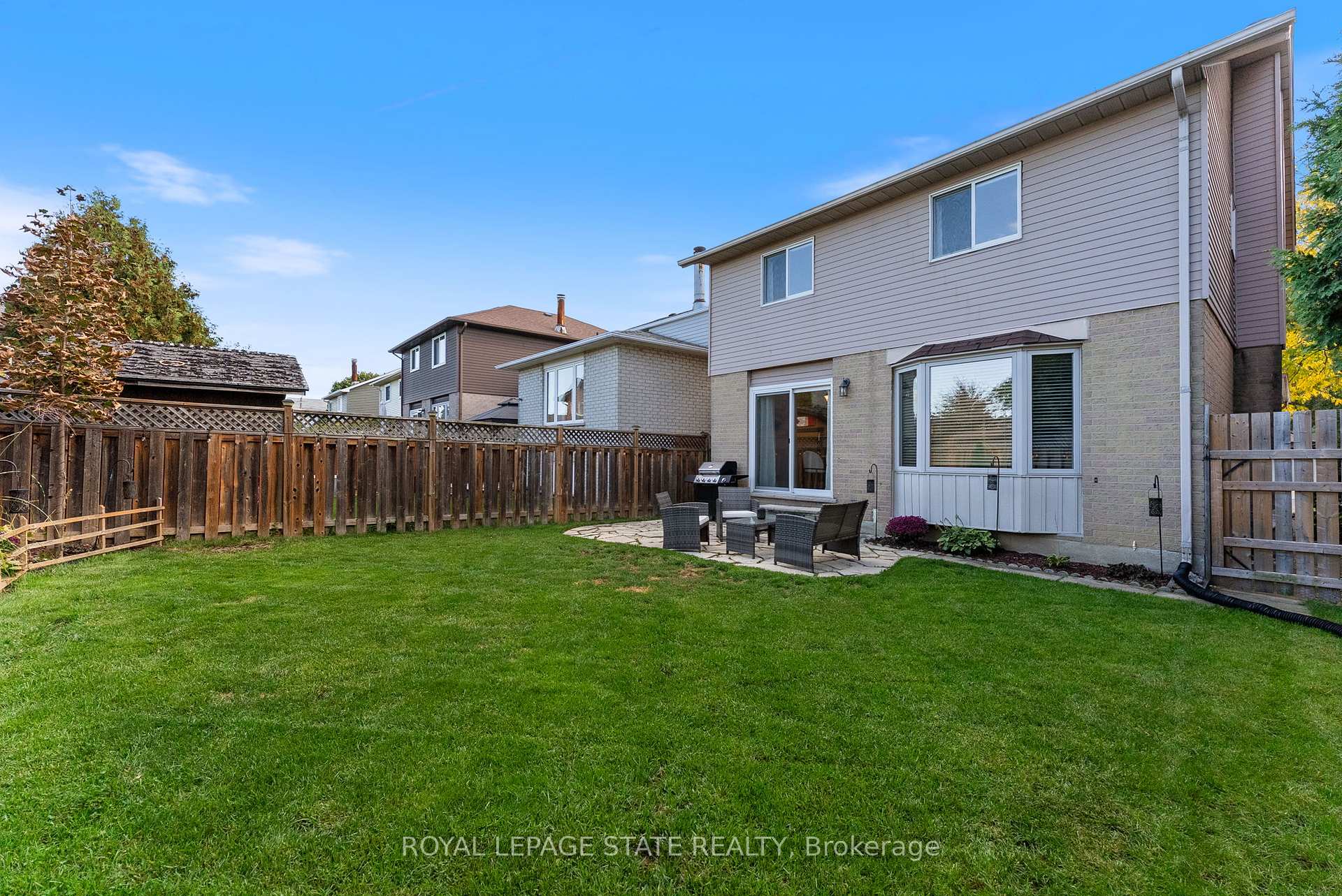 Photo 42 of 126 Charing Drive, Hamilton, Rushdale — HOMEH