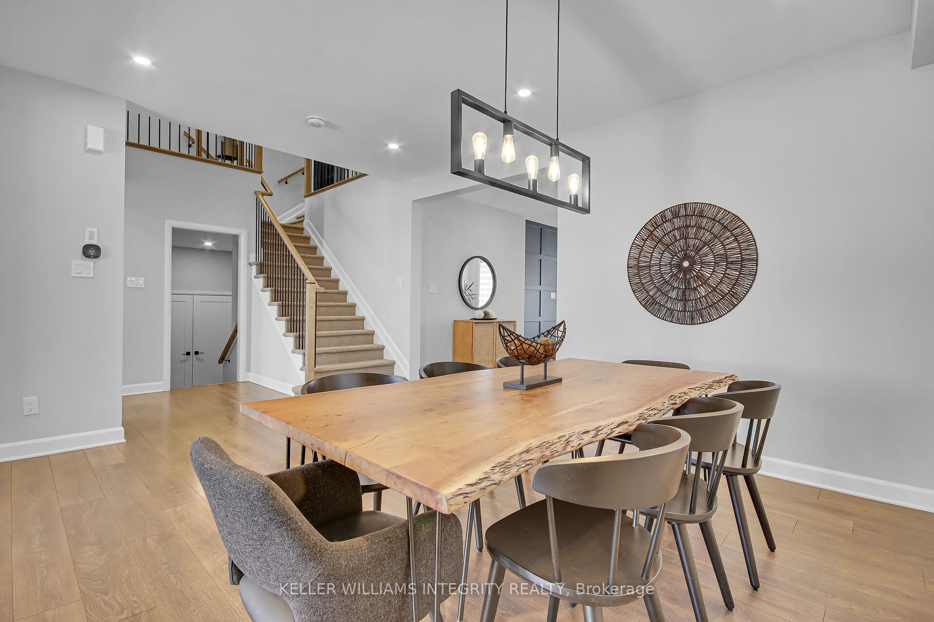 Photo 14 of 23 Aura Avenue, Ottawa, Barrhaven - Heritage Park — HOMEH