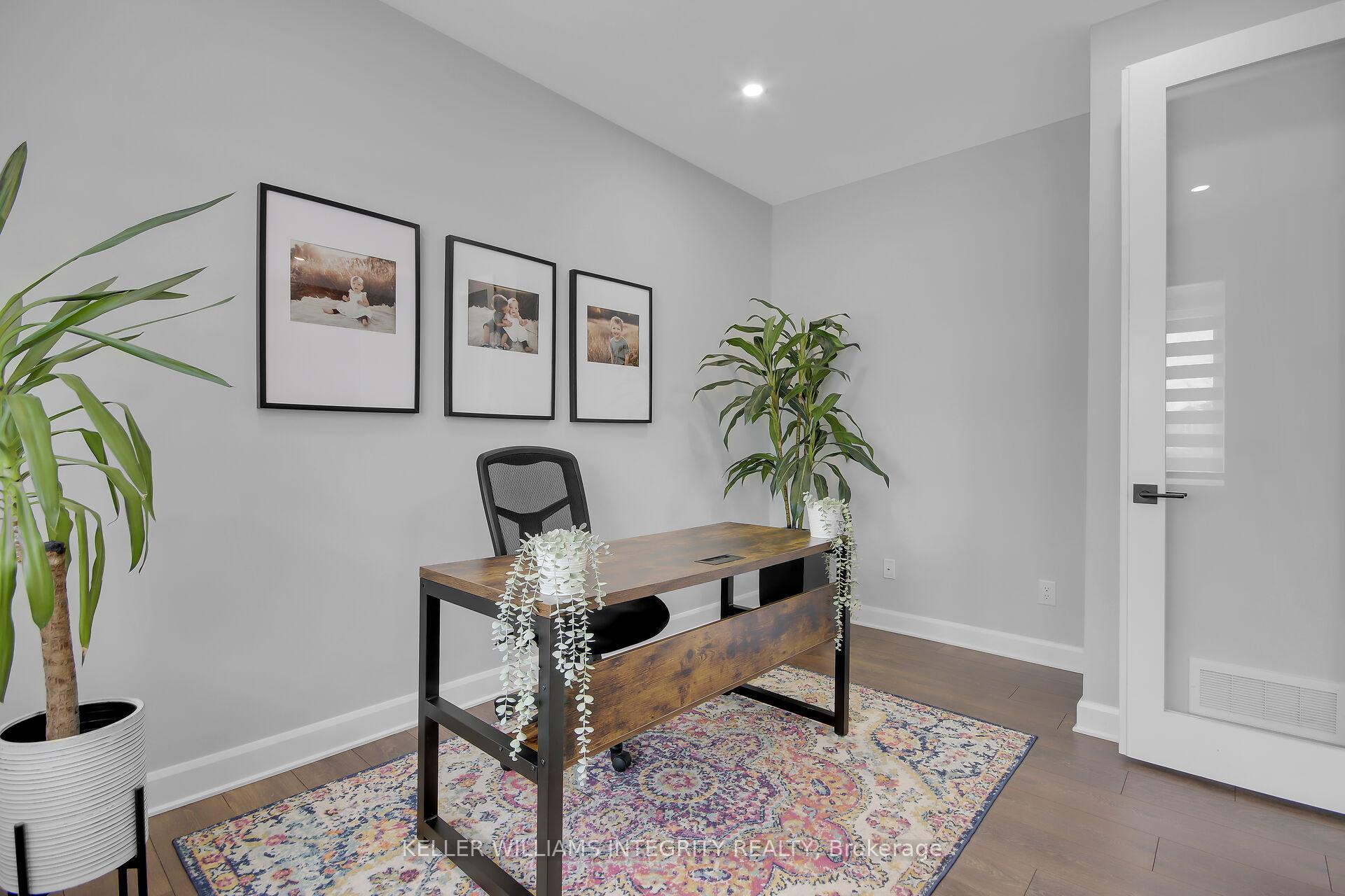 Photo 16 of 23 Aura Avenue, Ottawa, Barrhaven - Heritage Park — HOMEH
