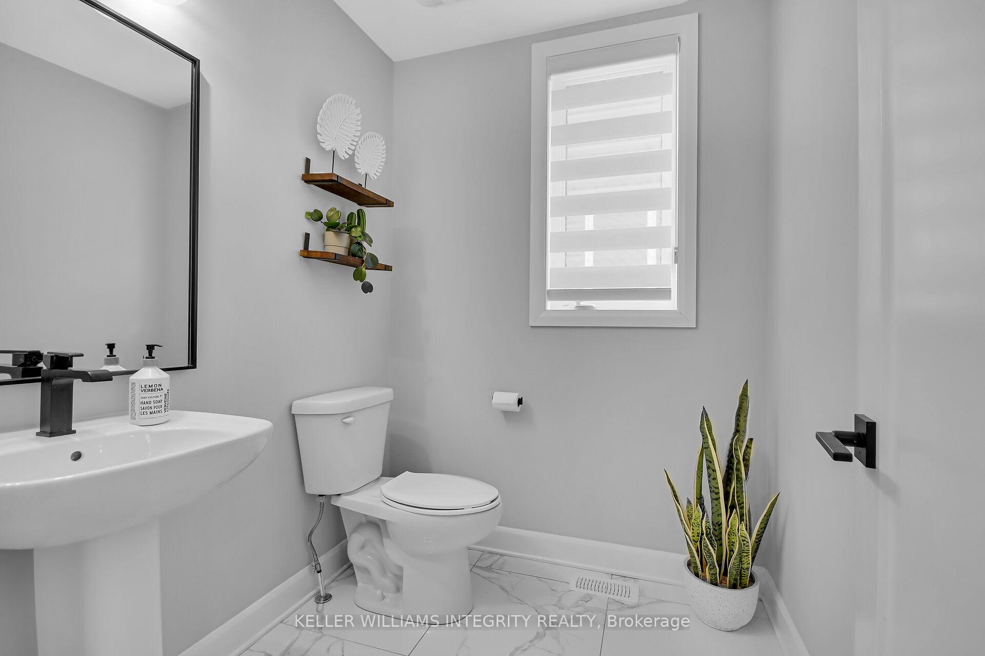 Photo 22 of 23 Aura Avenue, Ottawa, Barrhaven - Heritage Park — HOMEH