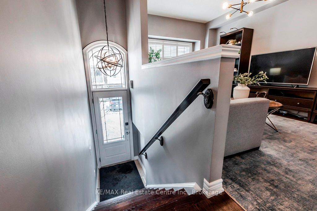 Photo 4 of 4128 Galileo Common, Burlington, Shoreacres — HOMEH