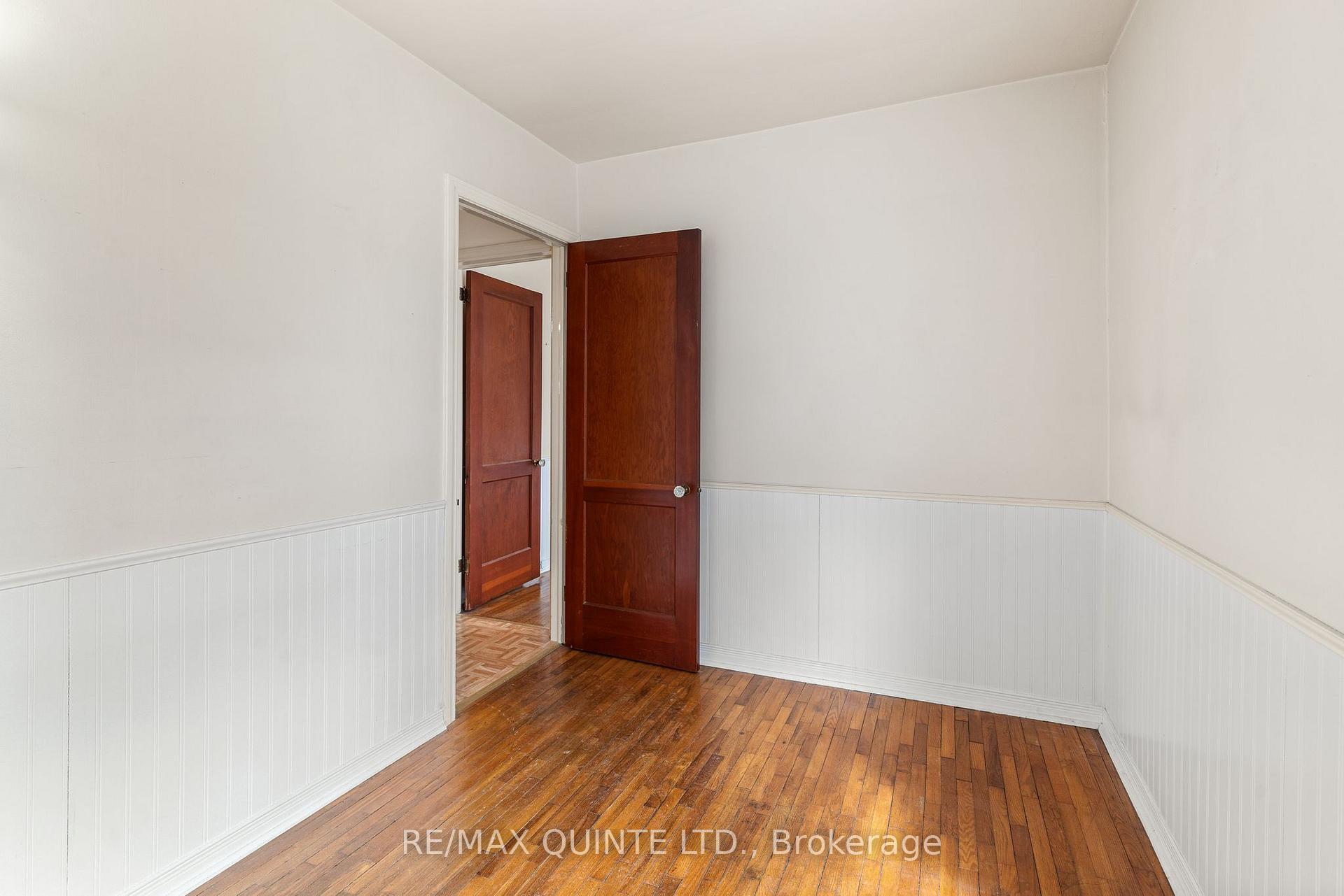 Photo 15 of 25 Valleyview Crescent, Belleville, Belleville Ward — HOMEH