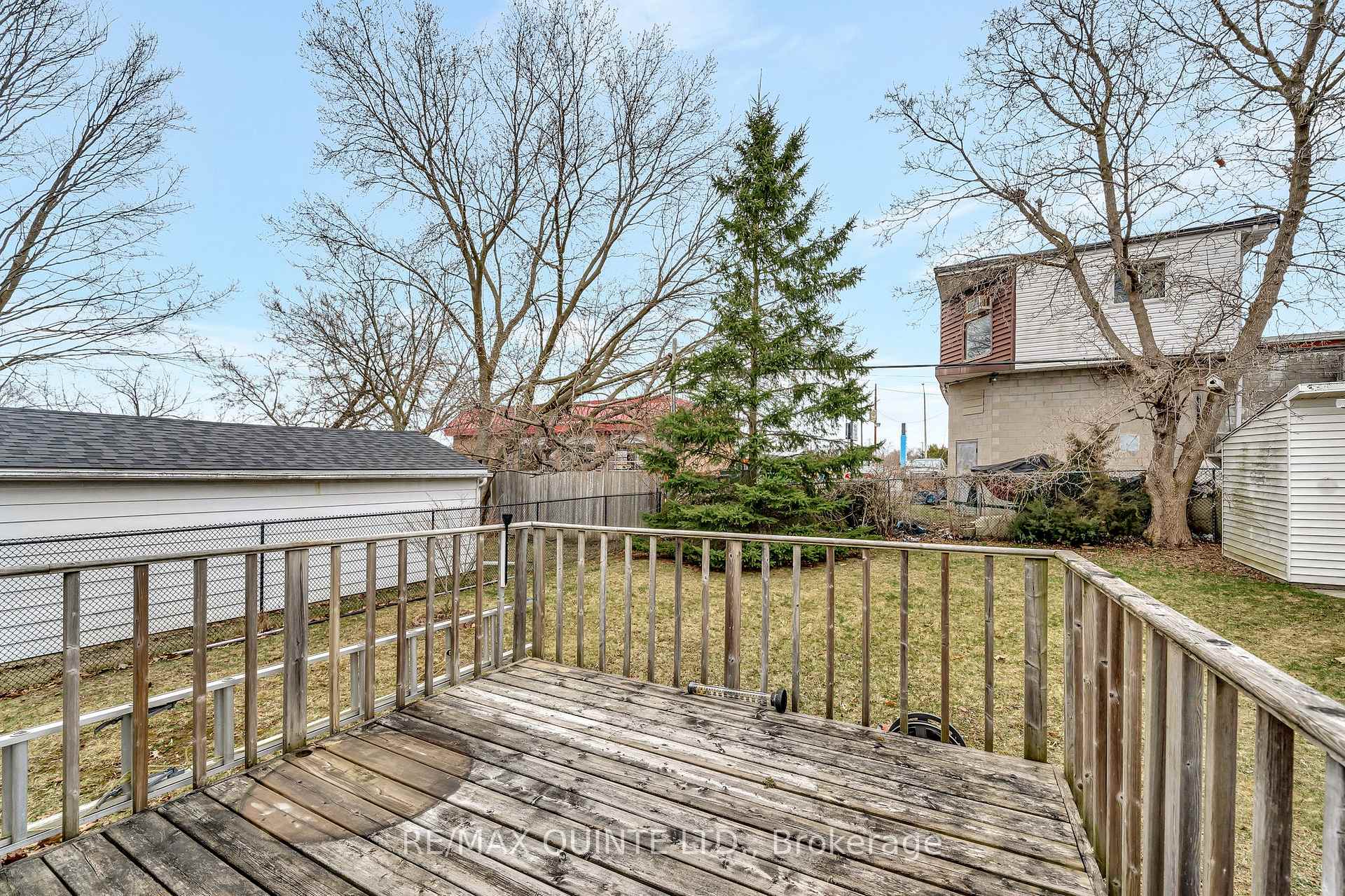 Photo 26 of 25 Valleyview Crescent, Belleville, Belleville Ward — HOMEH