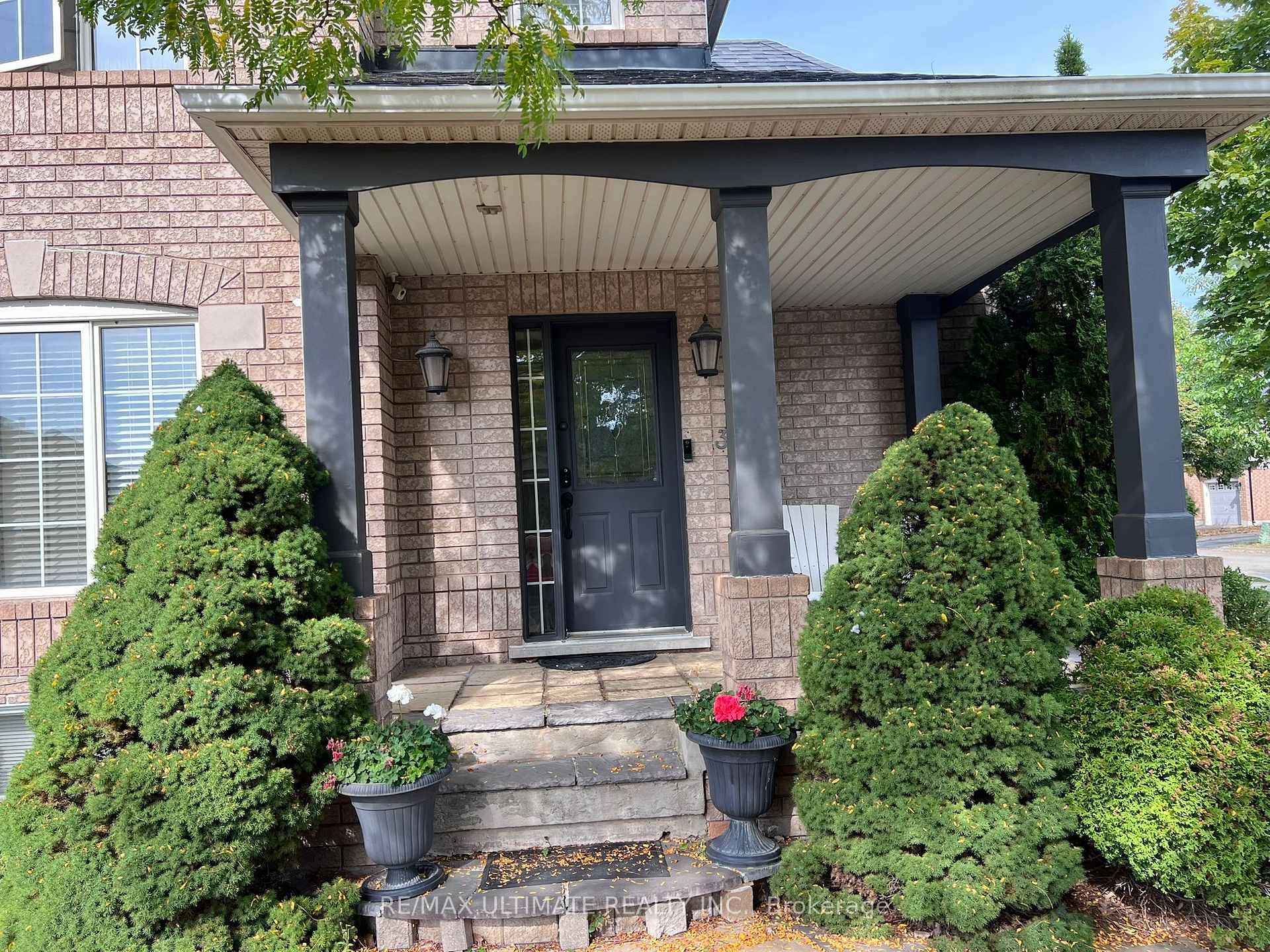 Photo 6 of 3 Riggs Drive, Brampton, Fletcher's Meadow — HOMEH