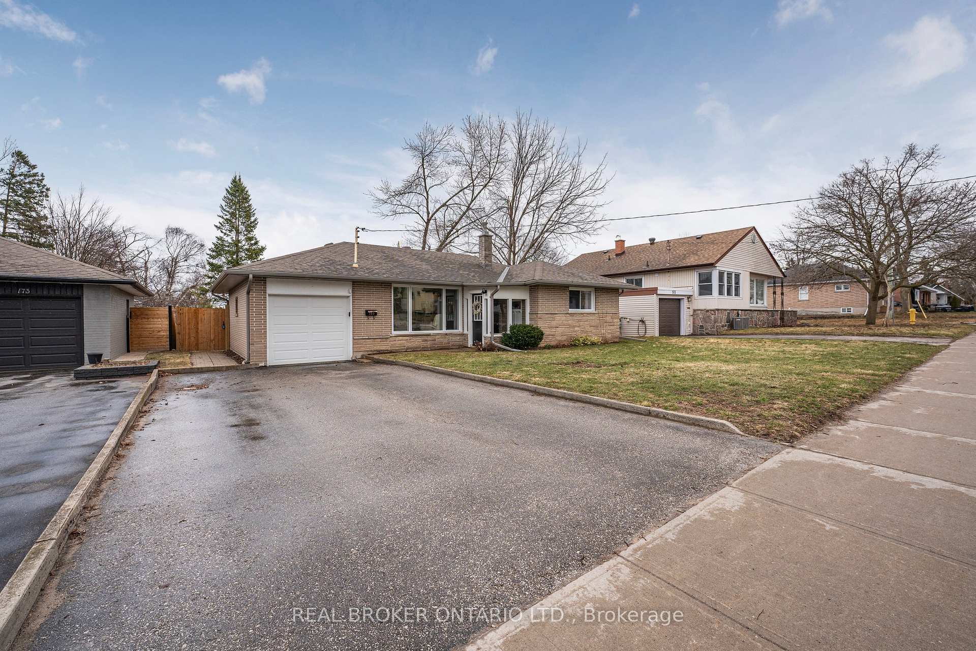 Photo 1 of 169 Cook Street, Barrie, Codrington — HOMEH