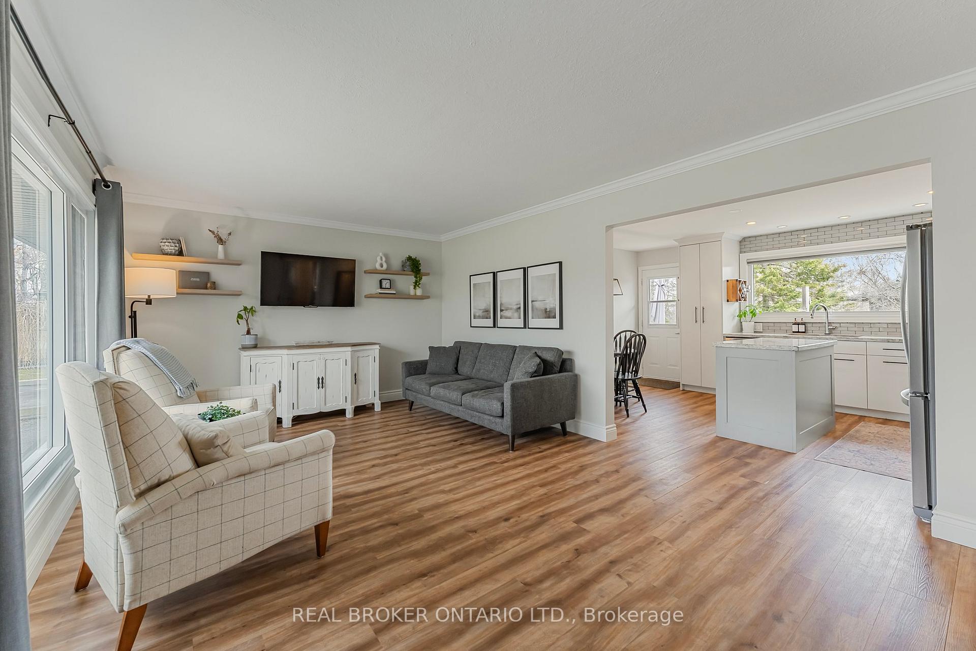 Photo 5 of 169 Cook Street, Barrie, Codrington — HOMEH