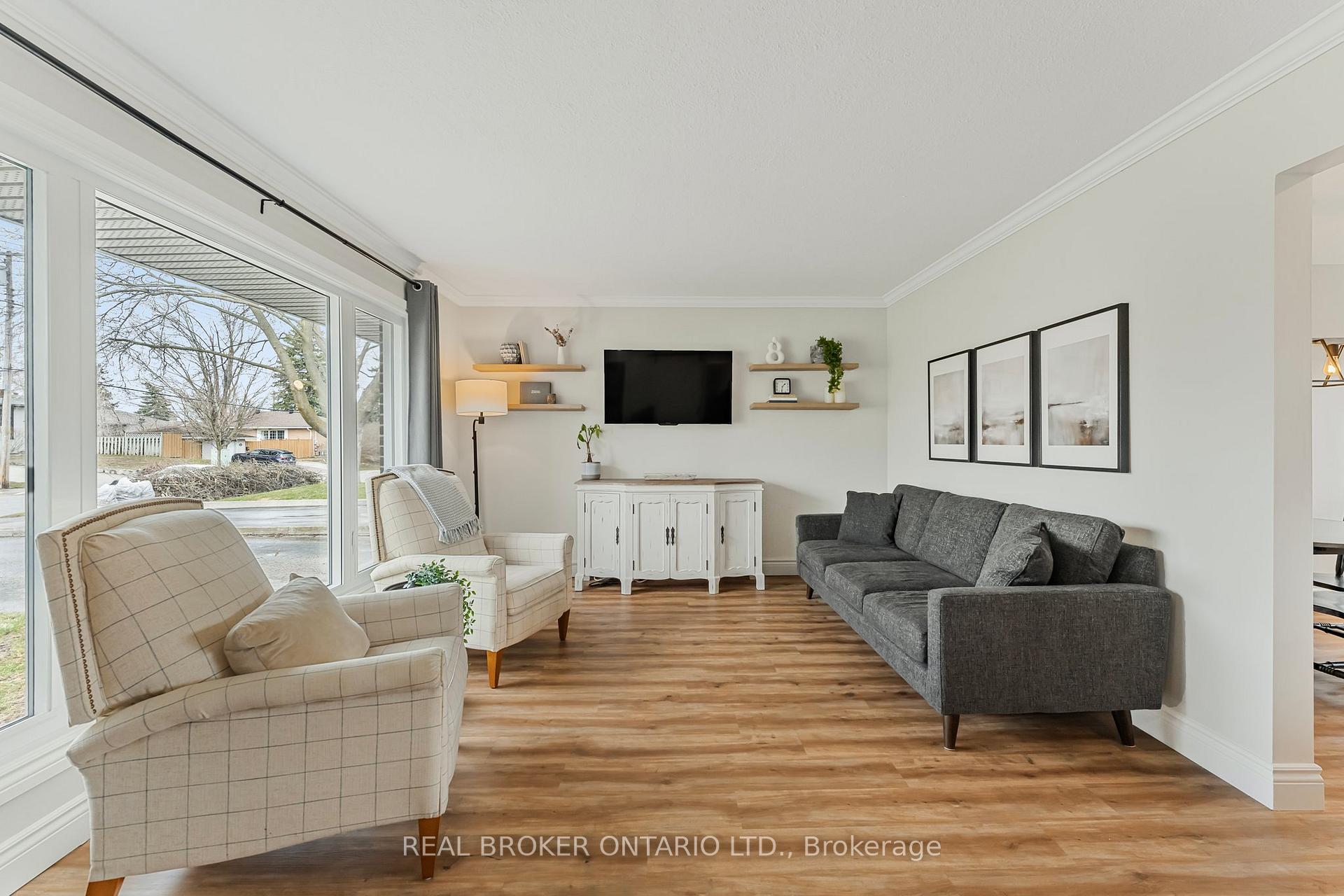 Photo 6 of 169 Cook Street, Barrie, Codrington — HOMEH