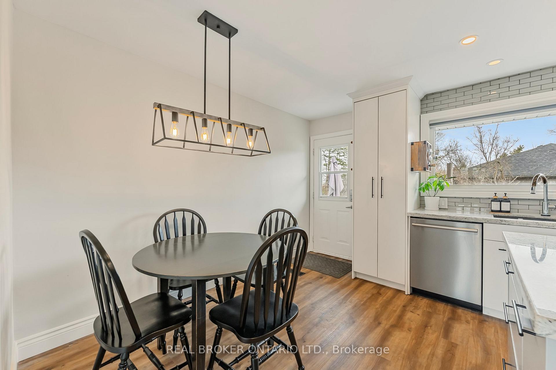 Photo 14 of 169 Cook Street, Barrie, Codrington — HOMEH