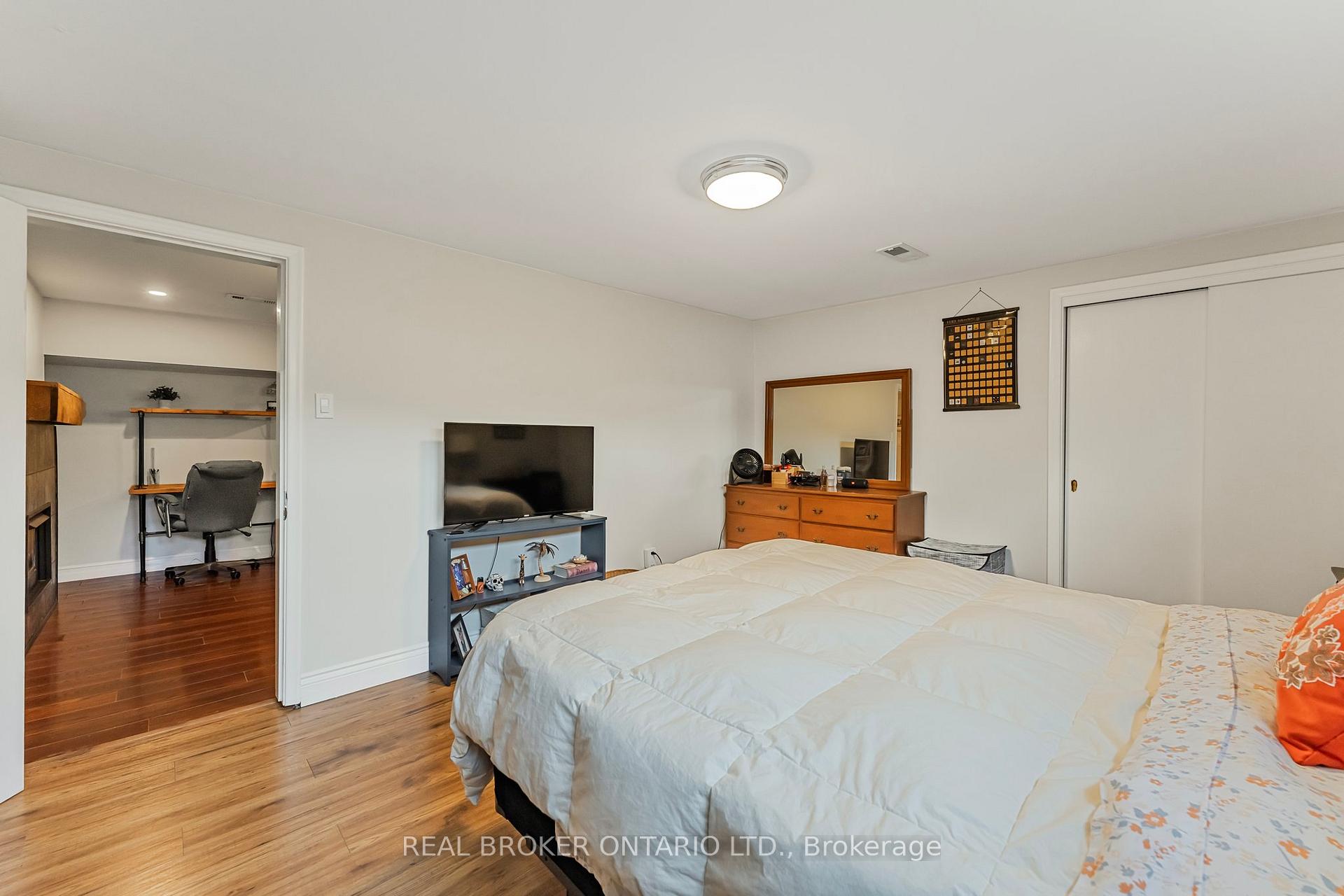 Photo 30 of 169 Cook Street, Barrie, Codrington — HOMEH