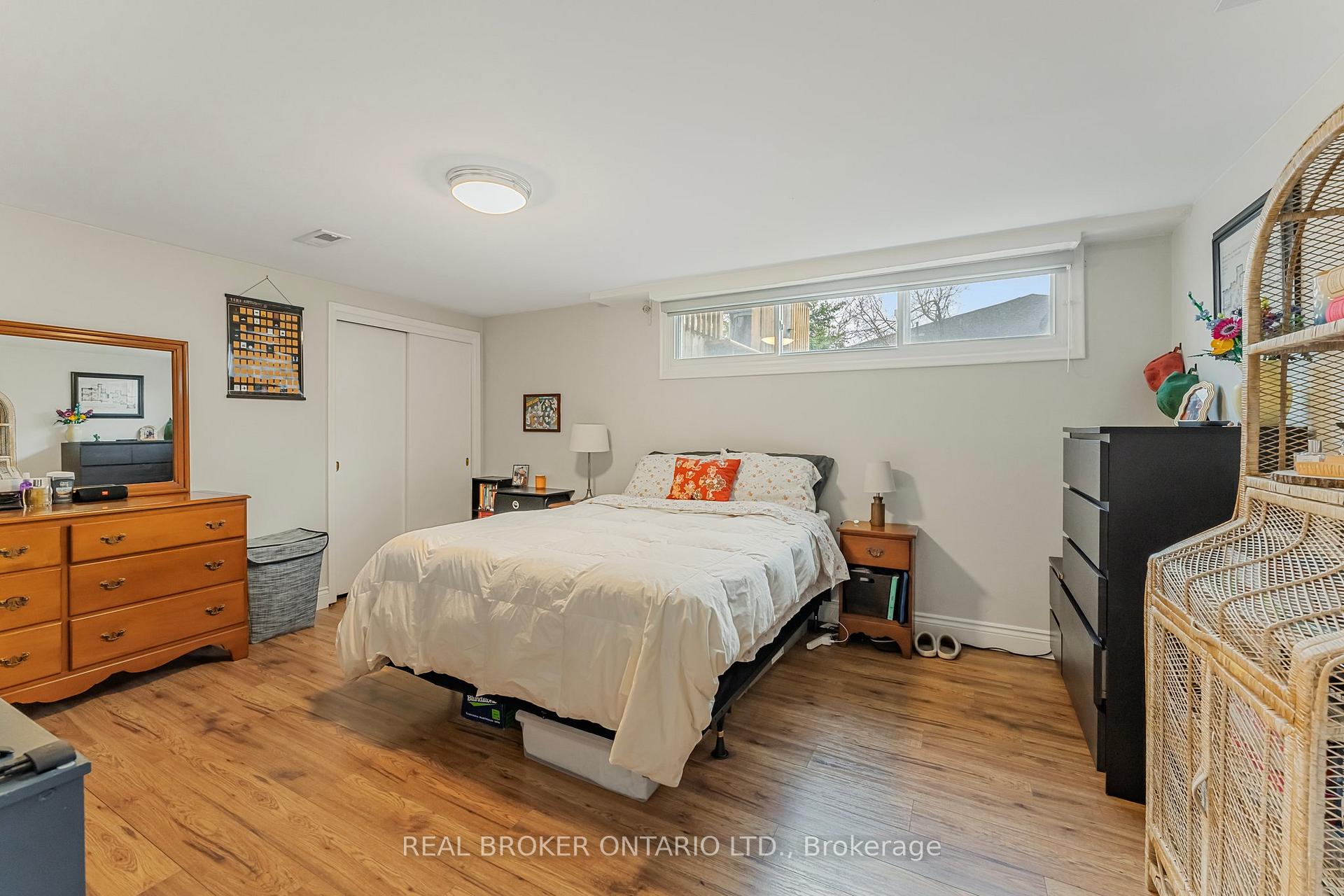 Photo 32 of 169 Cook Street, Barrie, Codrington — HOMEH