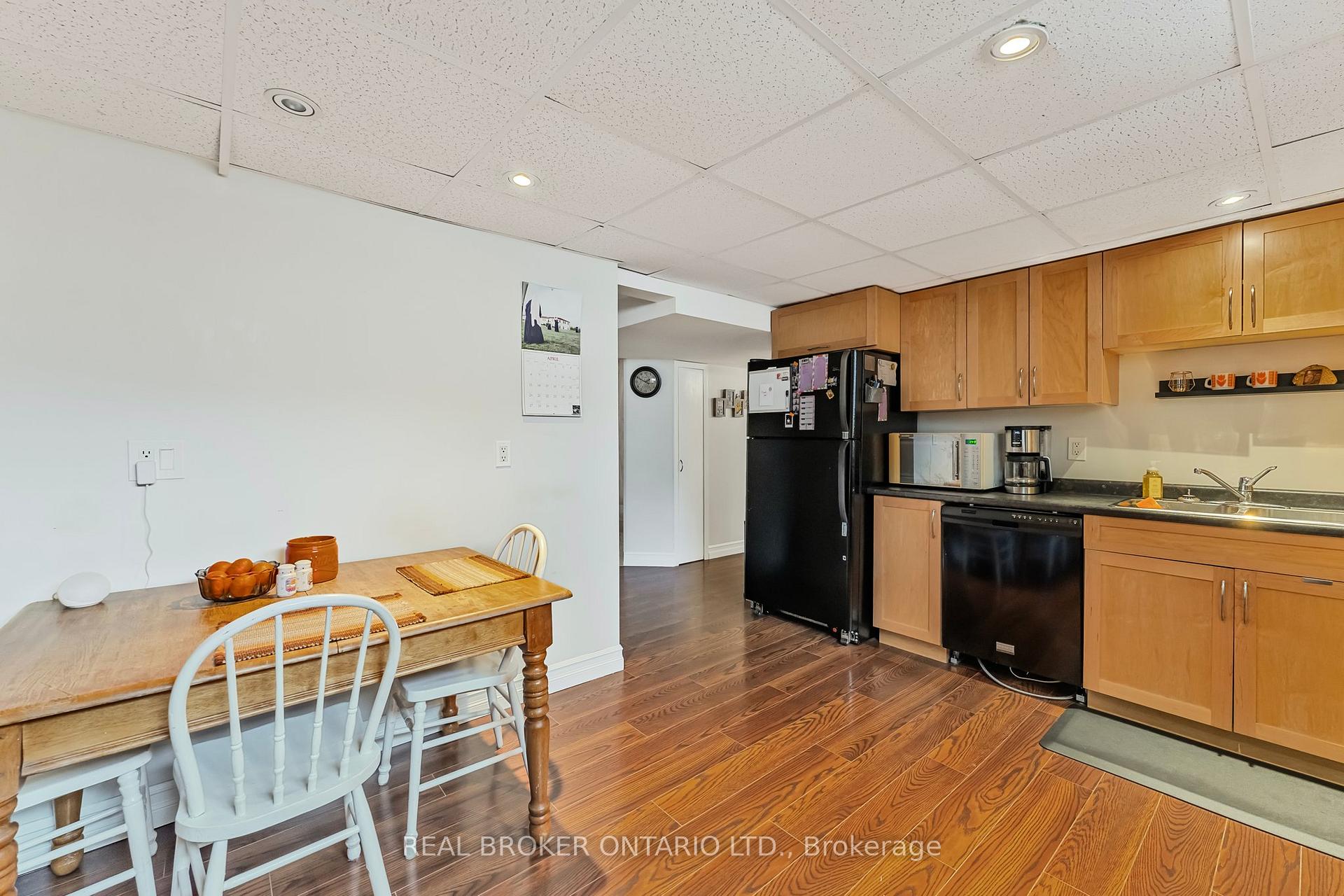 Photo 35 of 169 Cook Street, Barrie, Codrington — HOMEH