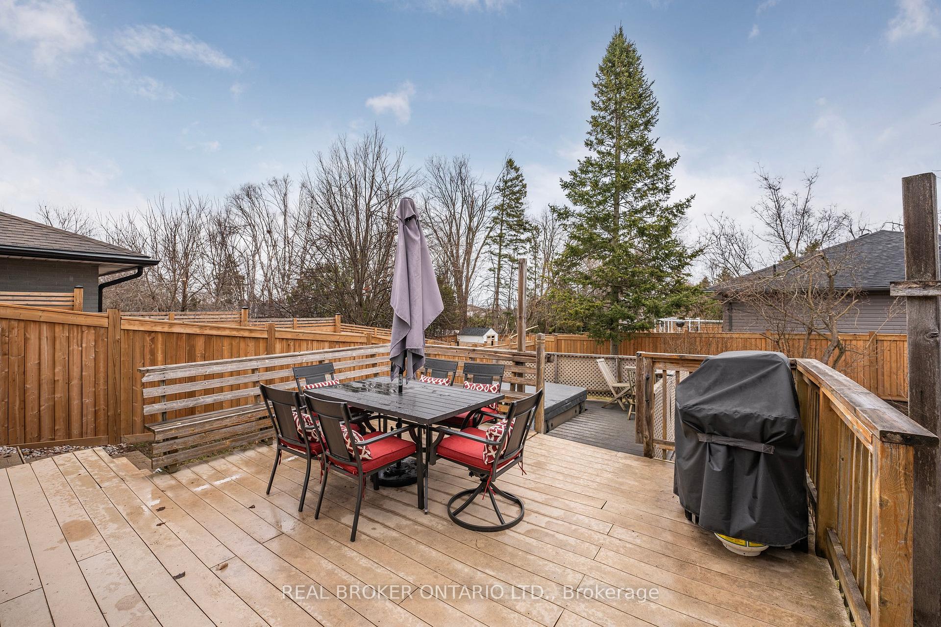 Photo 38 of 169 Cook Street, Barrie, Codrington — HOMEH
