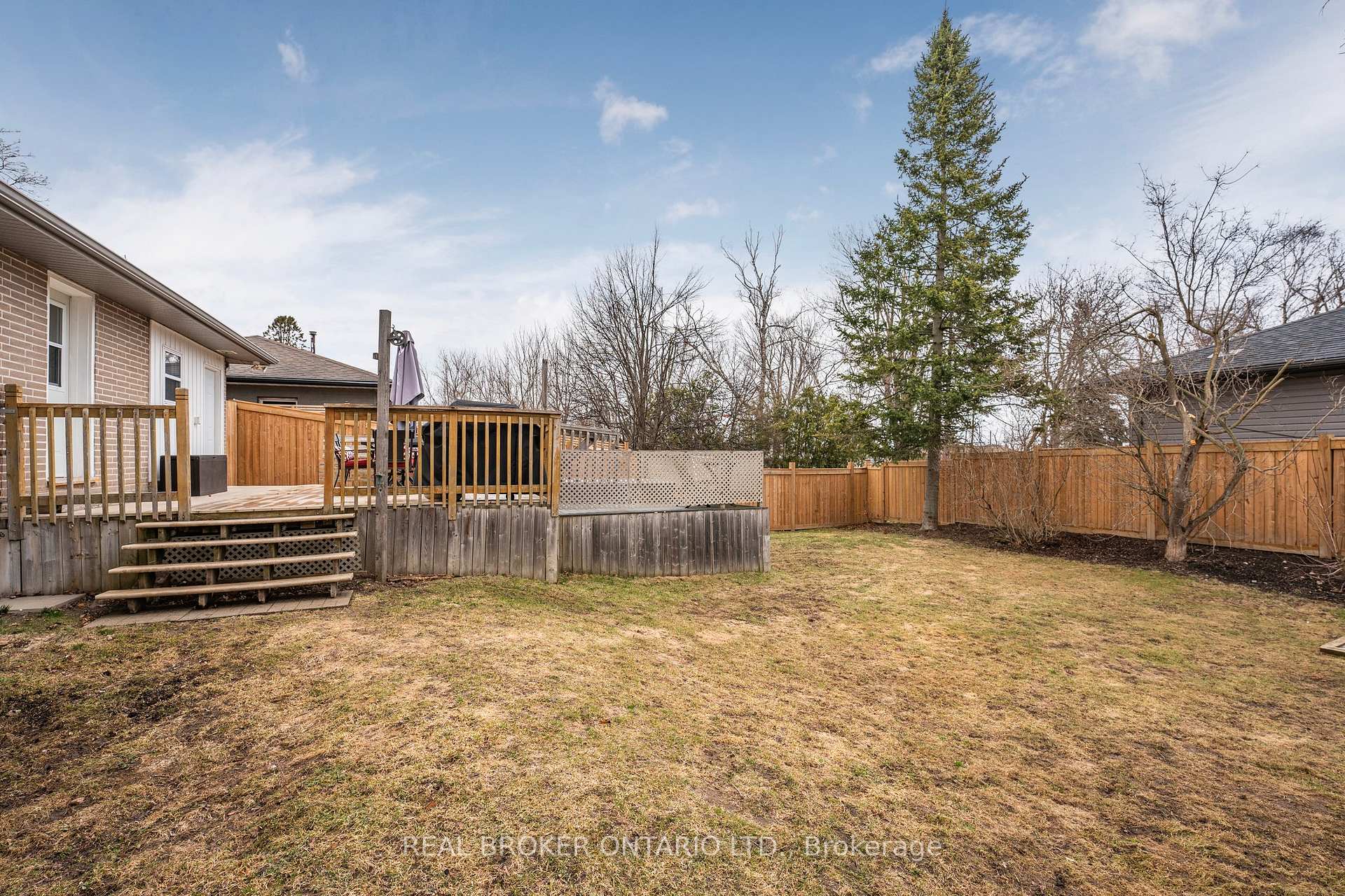 Photo 40 of 169 Cook Street, Barrie, Codrington — HOMEH
