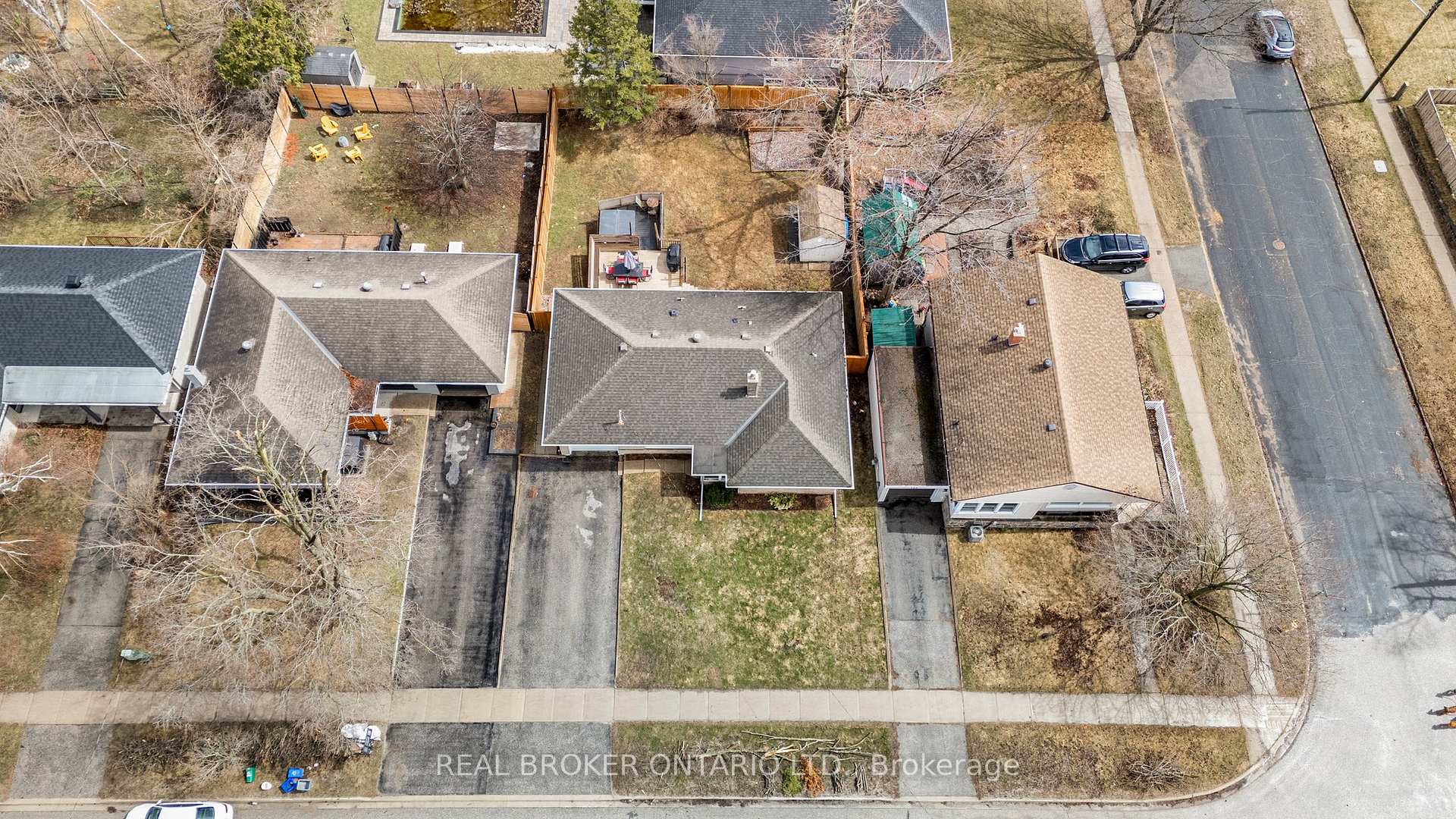 Photo 42 of 169 Cook Street, Barrie, Codrington — HOMEH