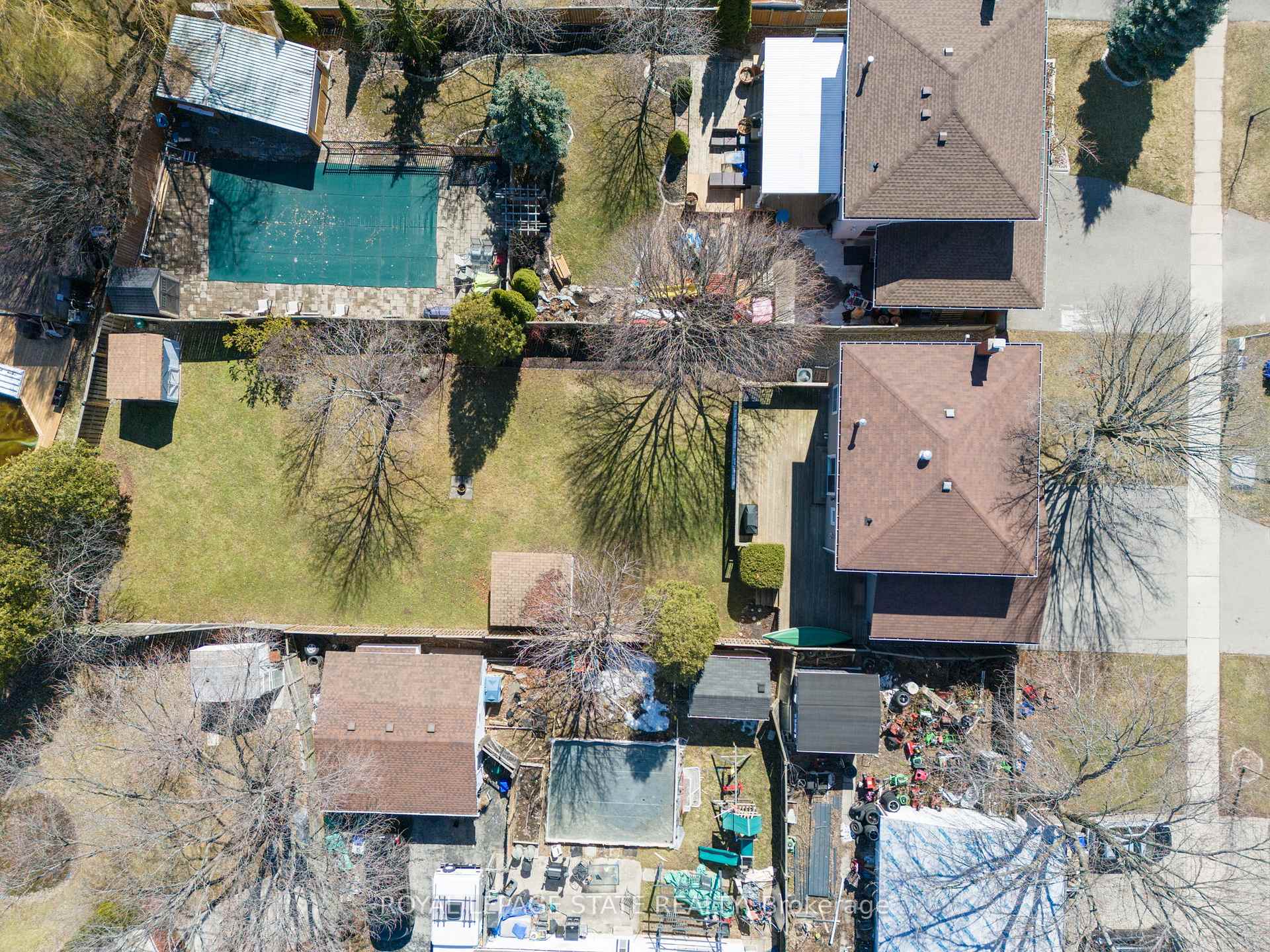 Photo 34 of 2225 Sheffield Drive, Burlington, Brant Hills — HOMEH