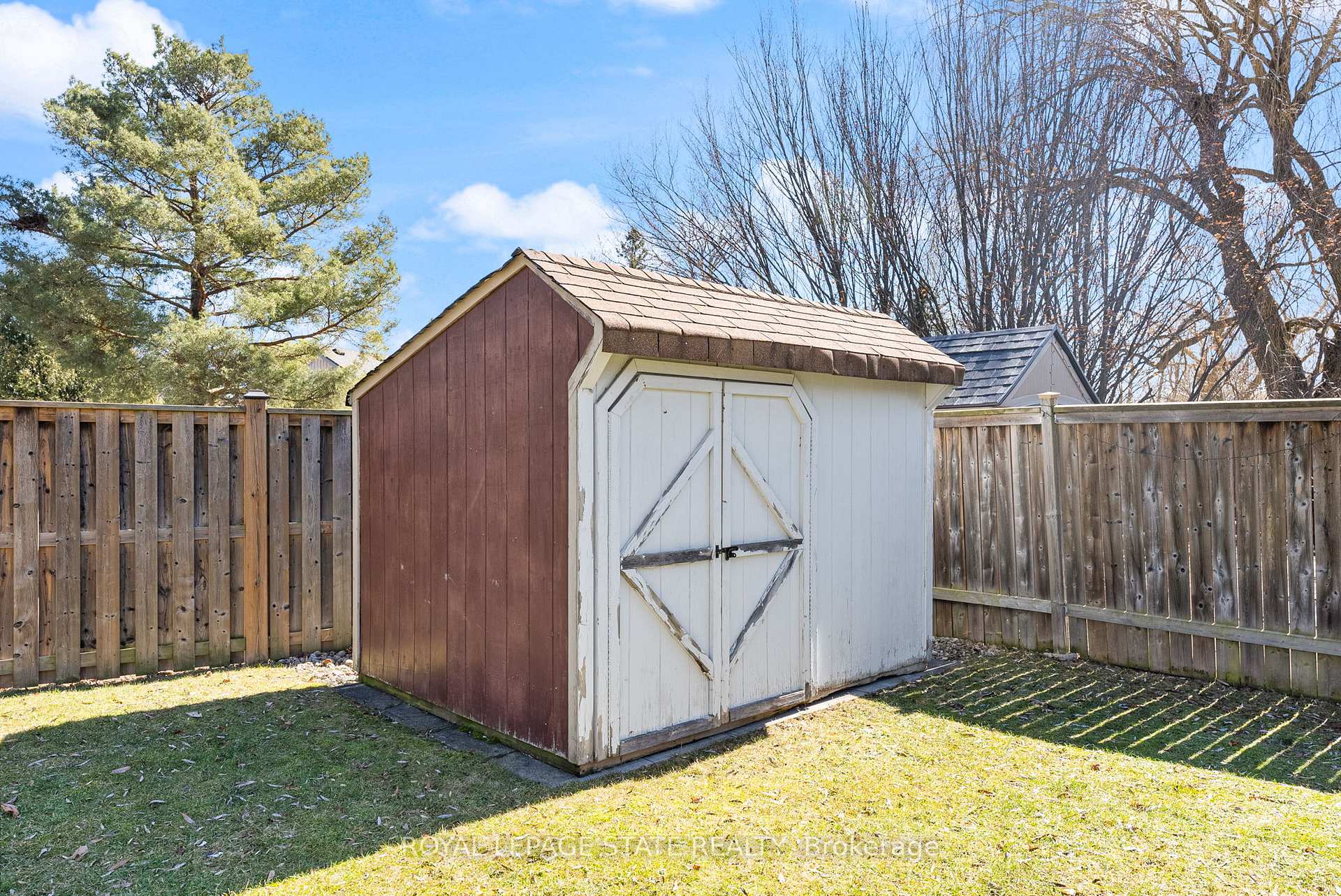 Photo 45 of 2225 Sheffield Drive, Burlington, Brant Hills — HOMEH